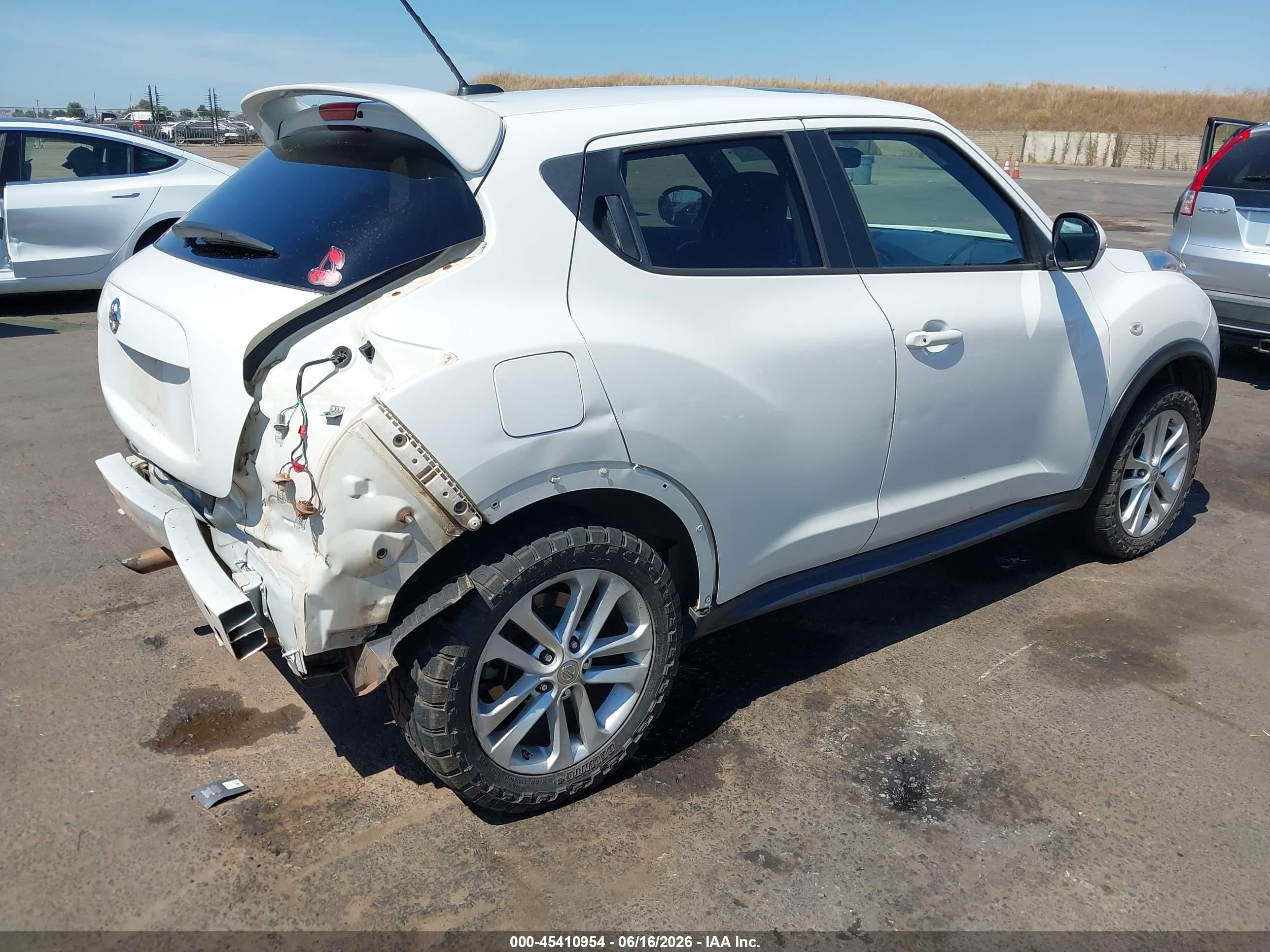 2014 Nissan Juke Sl White vin: JN8AF5MV6ET360793