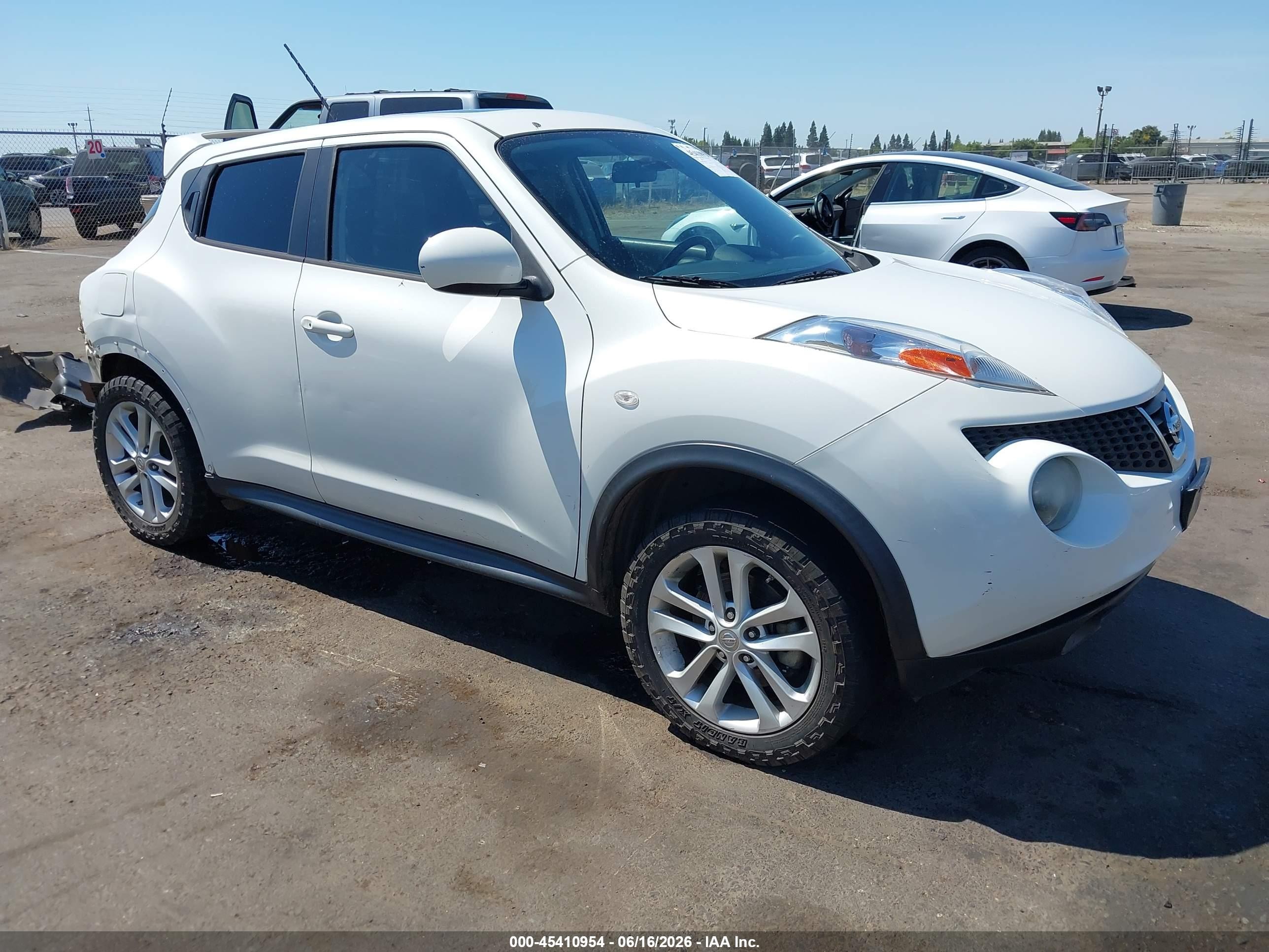 2014 Nissan Juke Sl White vin: JN8AF5MV6ET360793