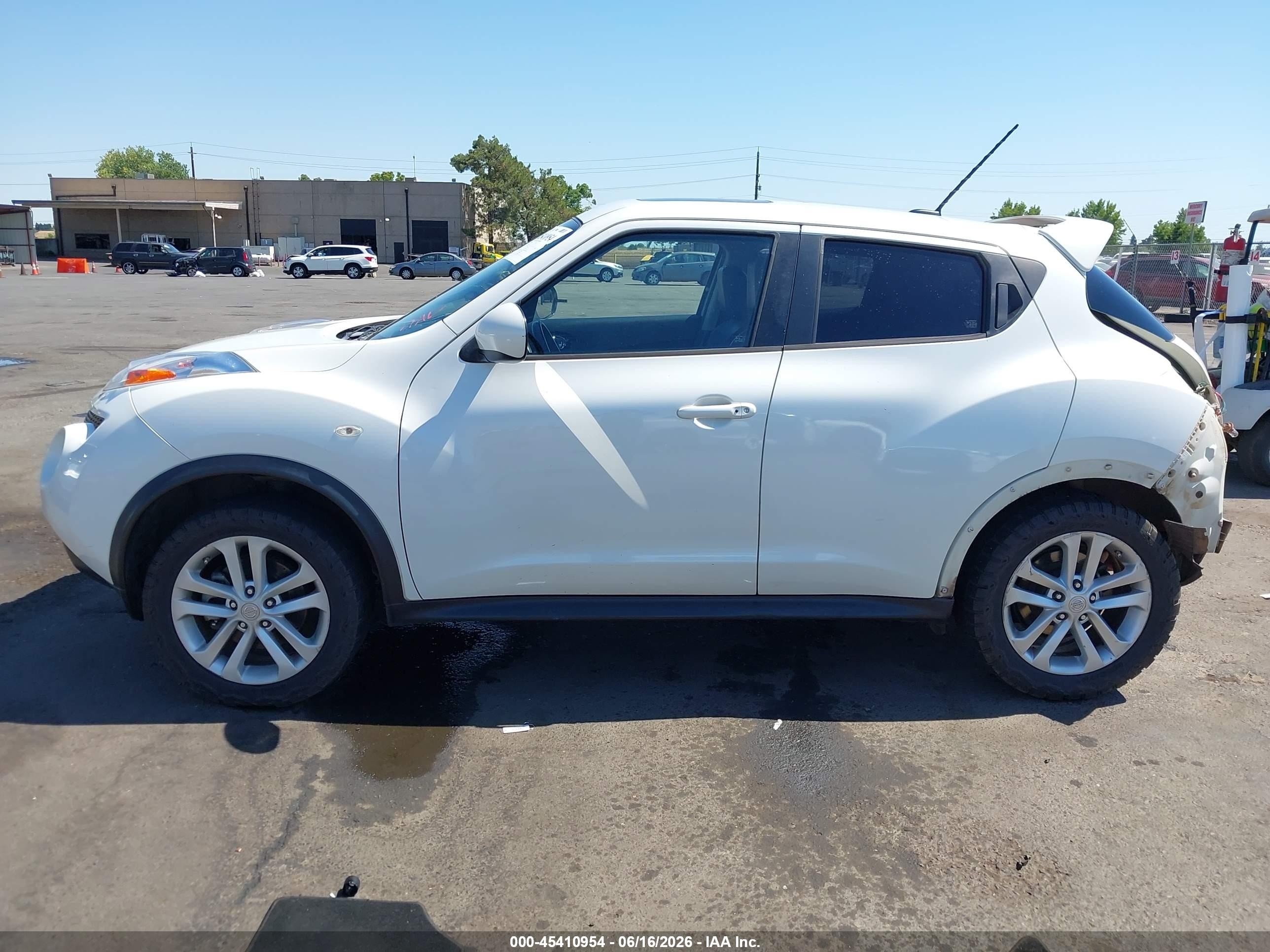 2014 Nissan Juke Sl White vin: JN8AF5MV6ET360793