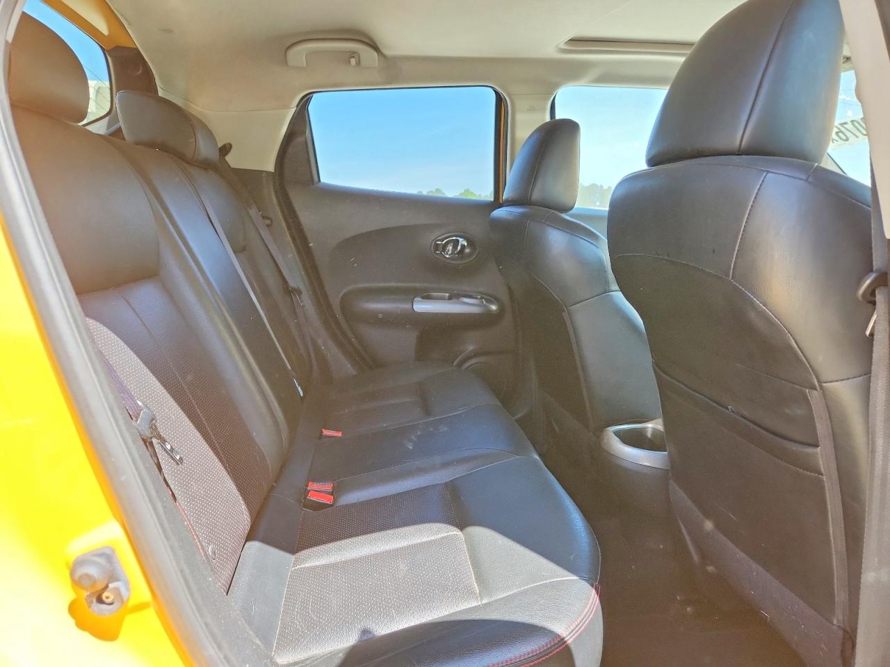 2015 Nissan Juke Sl Yellow vin: JN8AF5MV6FT557321