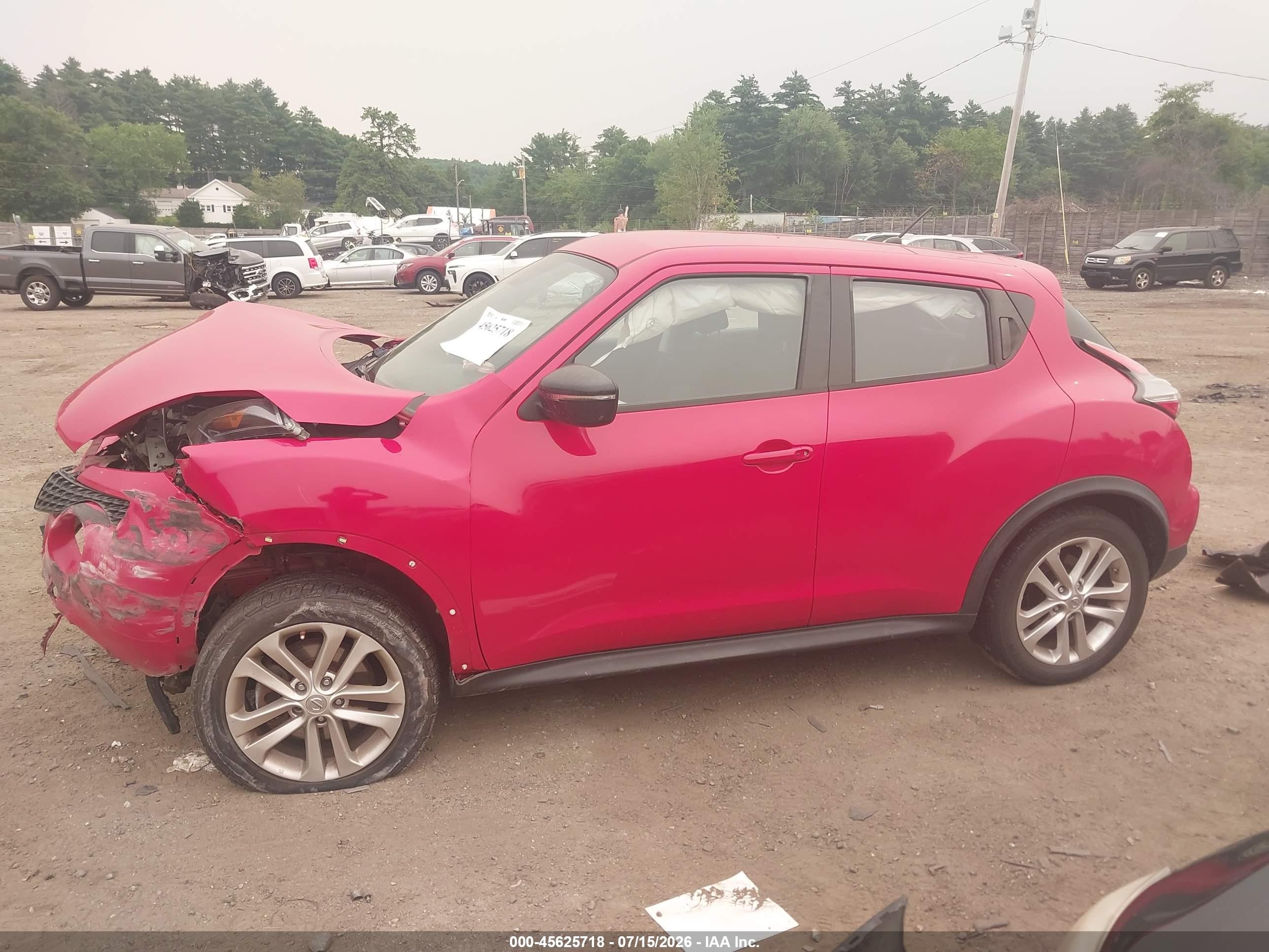 2015 Nissan Juke S Red vin: JN8AF5MV6FT558565