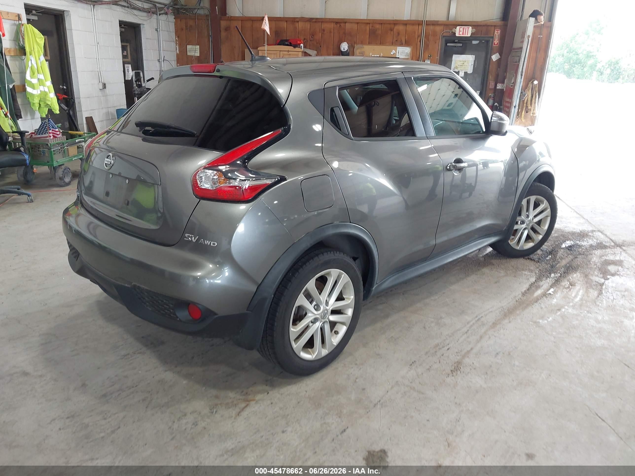 2015 Nissan Juke Sv Gray vin: JN8AF5MV6FT561000