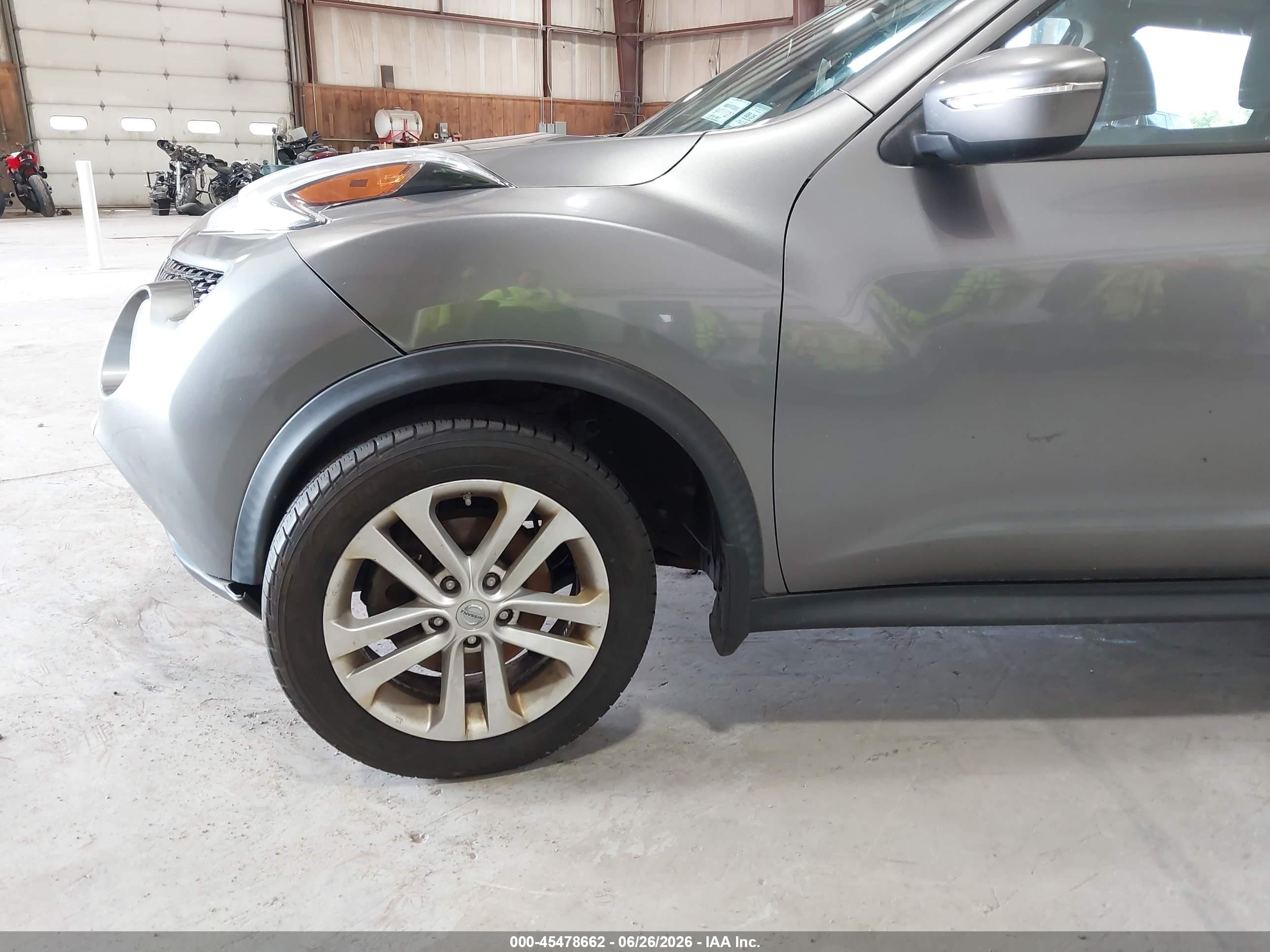 2015 Nissan Juke Sv Gray vin: JN8AF5MV6FT561000