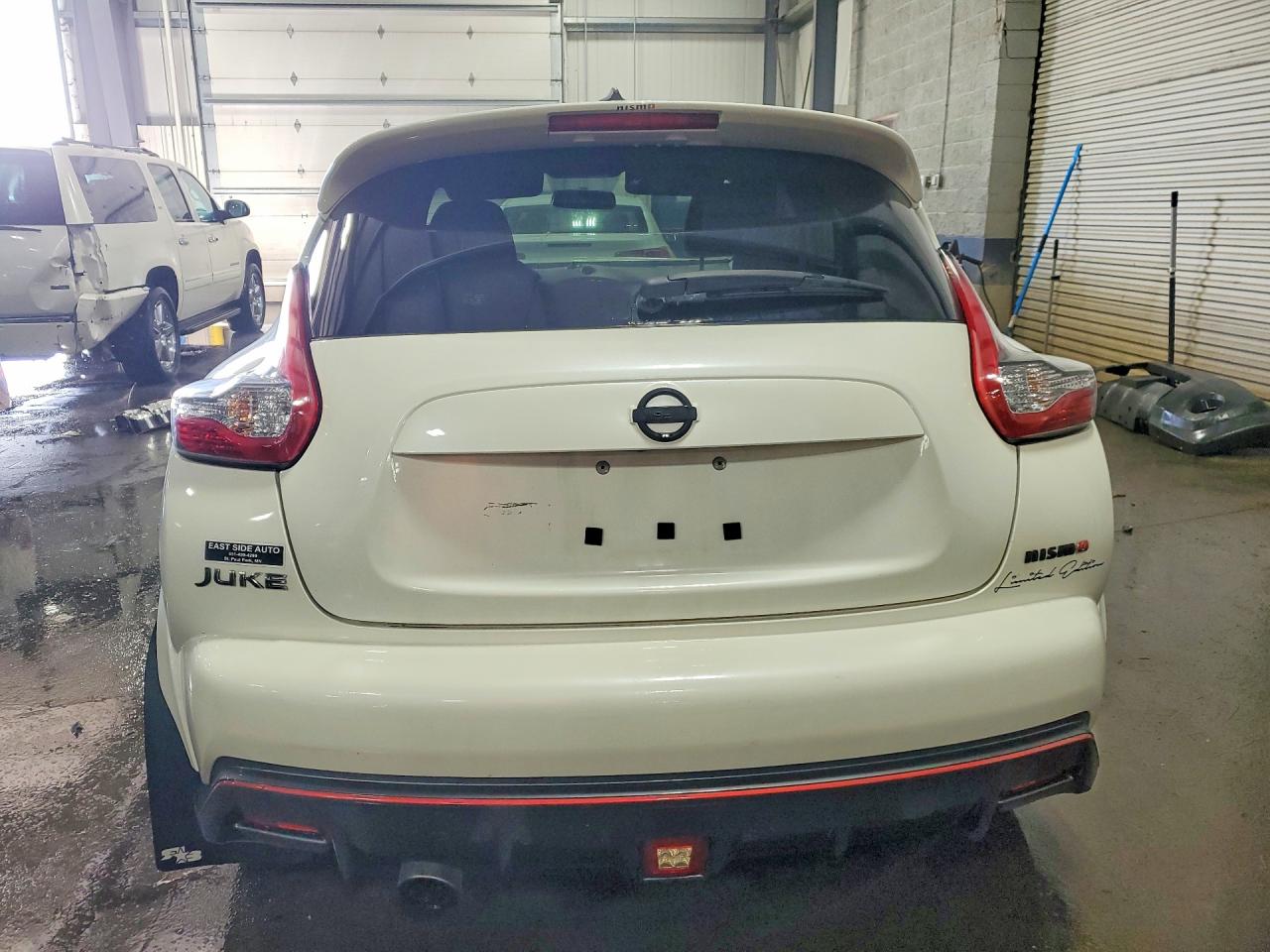 2015 Nissan Juke Nismo White vin: JN8AF5MV6FT561837
