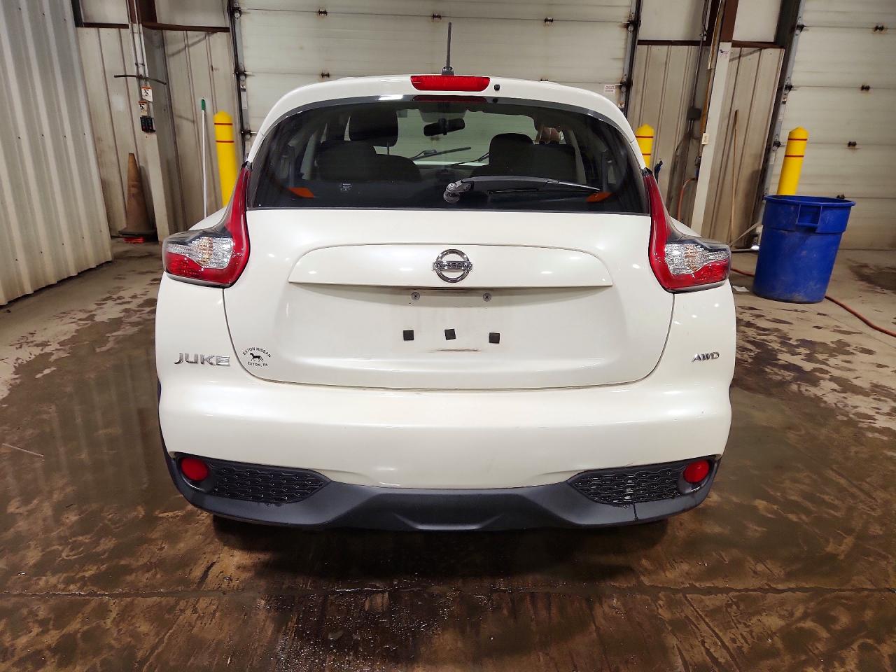 2015 Nissan Juke S/sv/sl/nismo White vin: JN8AF5MV6FT562924