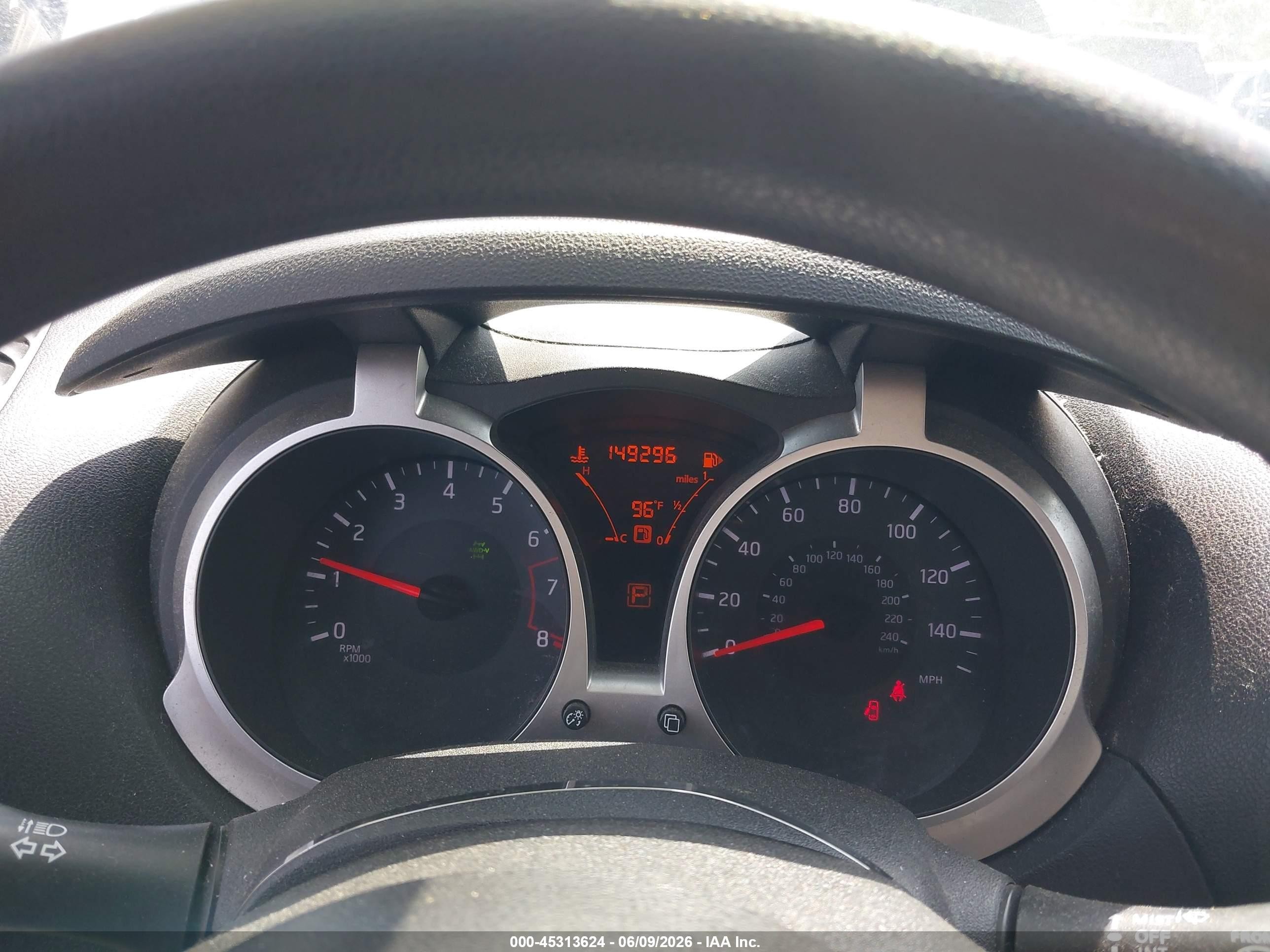 2015 Nissan Juke Nismo/s/sl/sv Серый vin: JN8AF5MV6FT563796