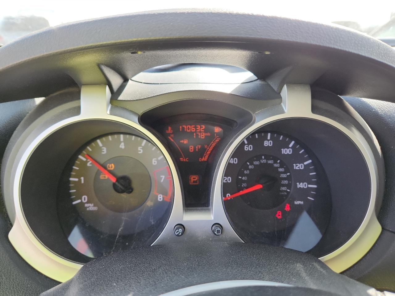 2011 Nissan Juke S Silver vin: JN8AF5MV7BT008978
