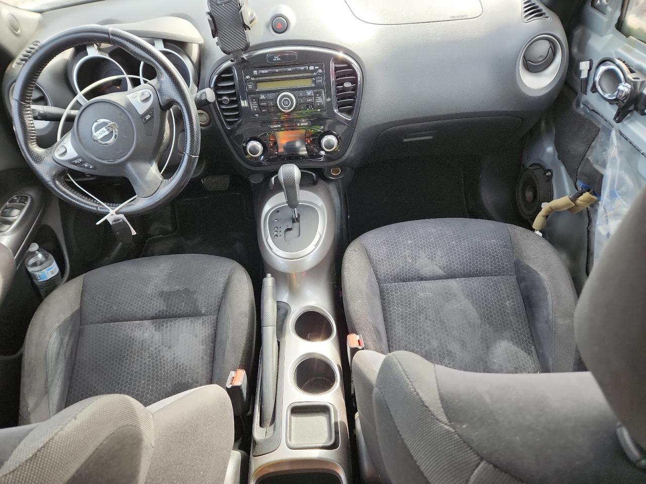 2011 Nissan Juke S Silver vin: JN8AF5MV7BT008978