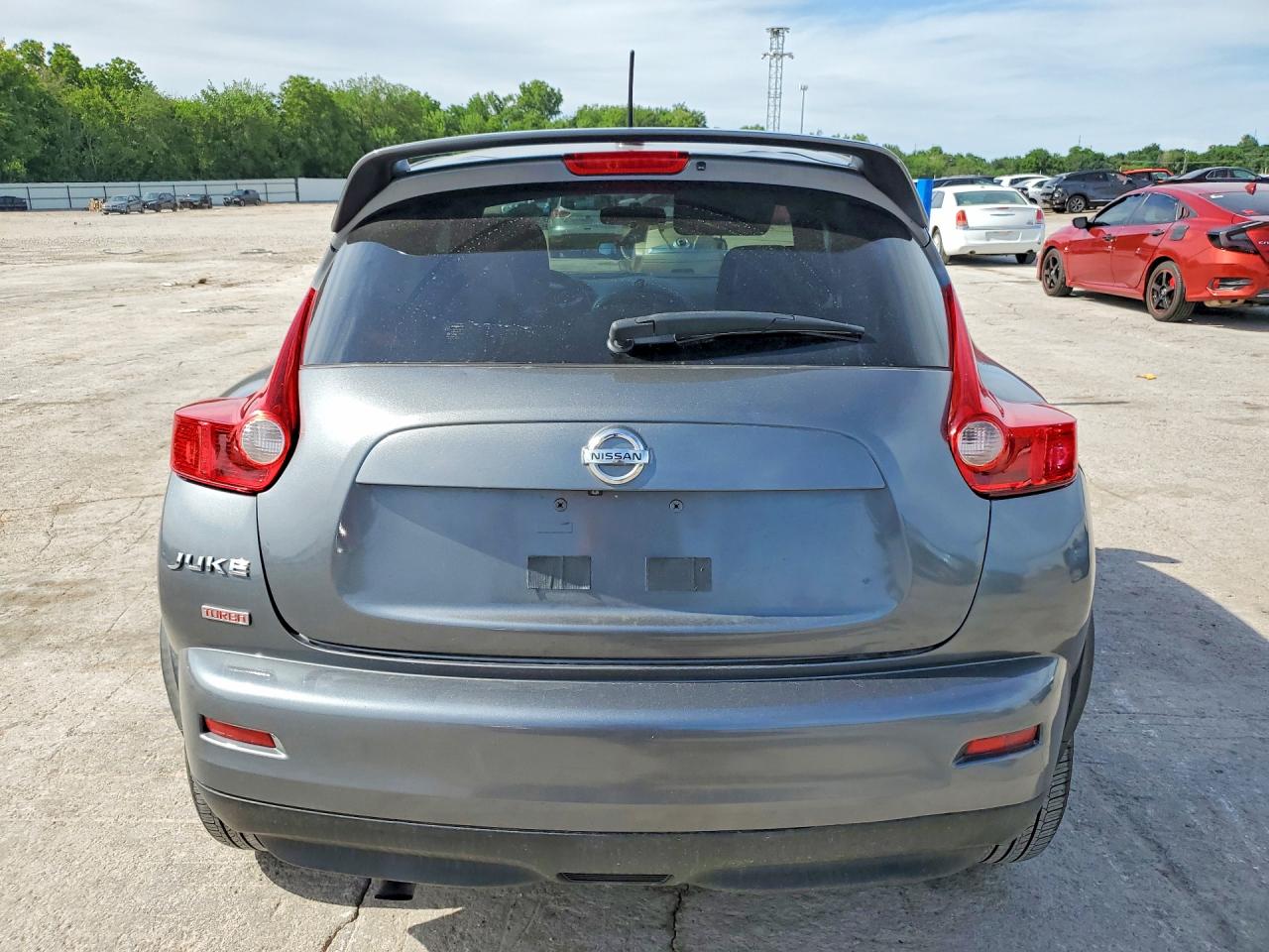 2011 Nissan Juke S Gray vin: JN8AF5MV7BT017101