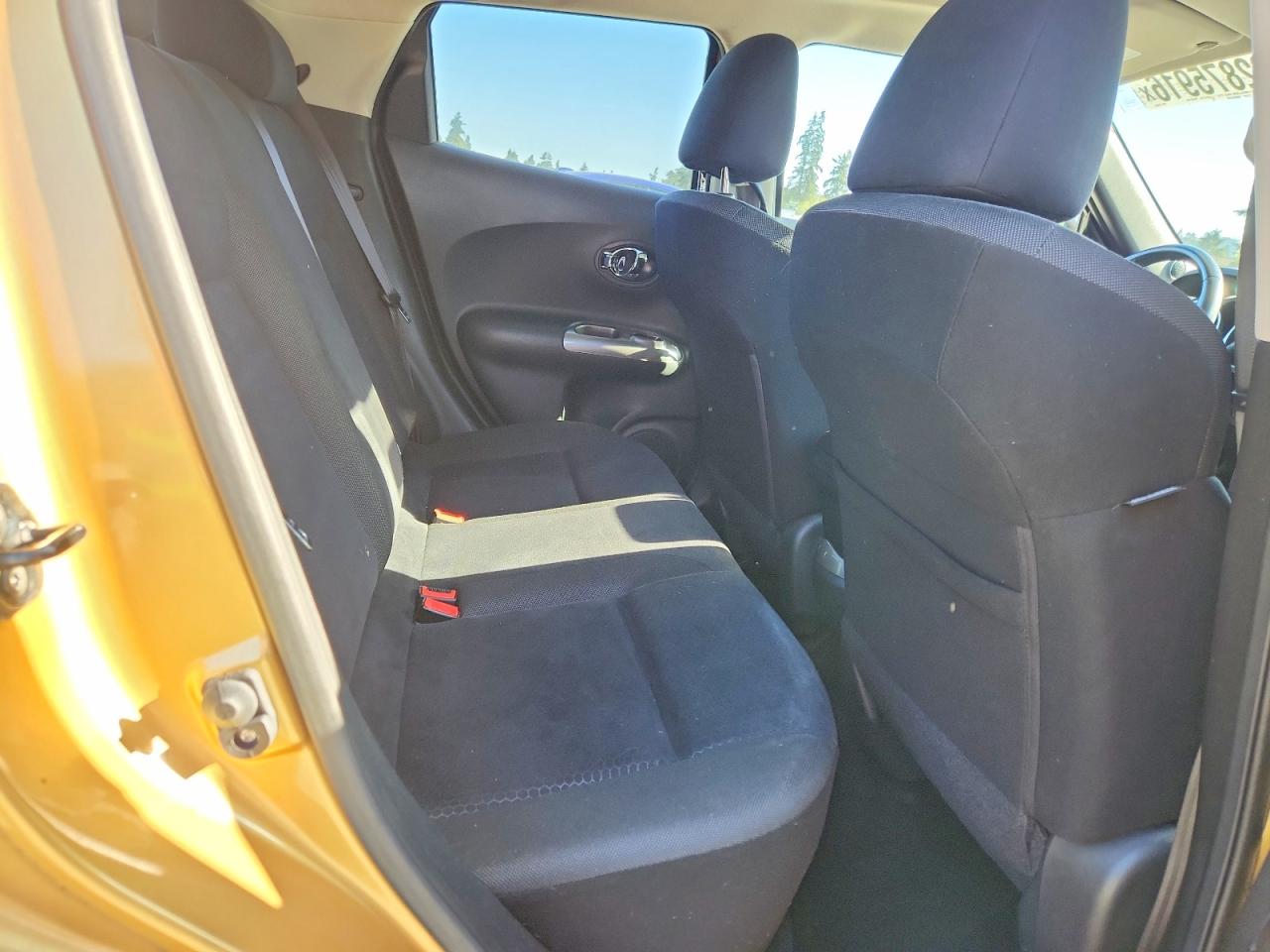 2013 Nissan Juke S Gold vin: JN8AF5MV7DT211856