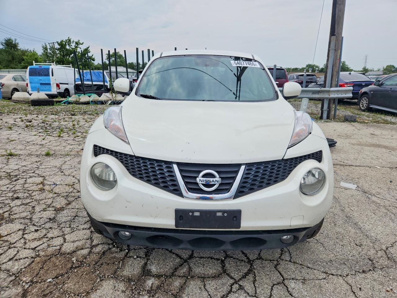 2013 Nissan Juke S White vin: JN8AF5MV7DT211985