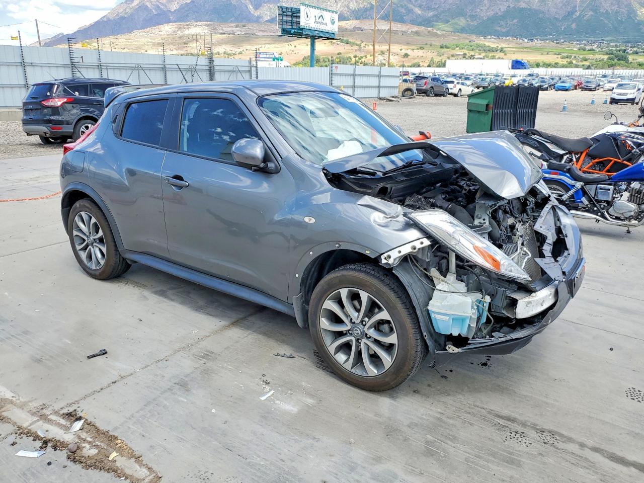 2013 Nissan Juke S Gray vin: JN8AF5MV7DT214465