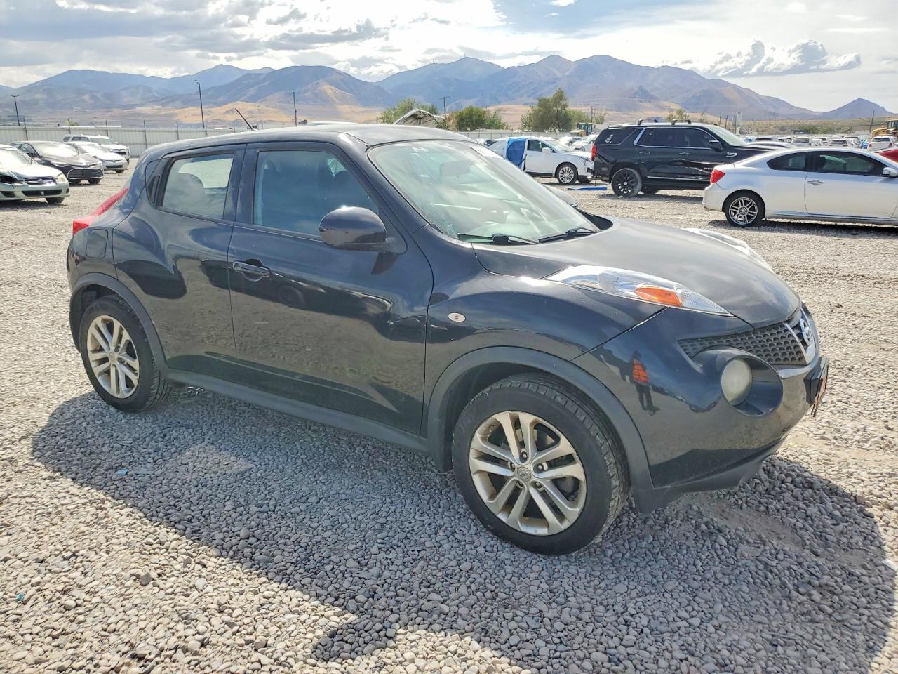 2014 Nissan Juke S Black vin: JN8AF5MV7ET355683