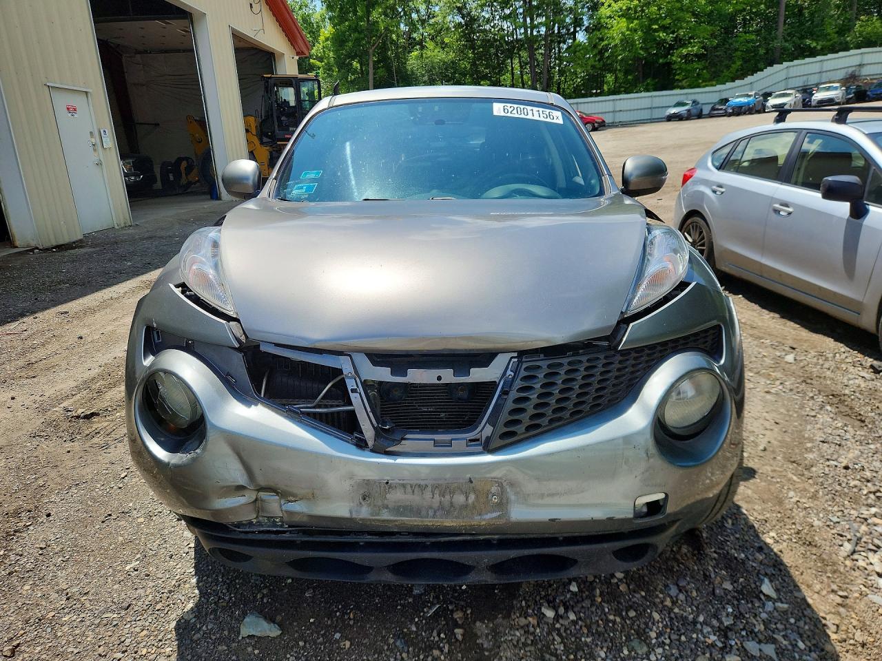 2014 Nissan Juke S Silver vin: JN8AF5MV7ET359250