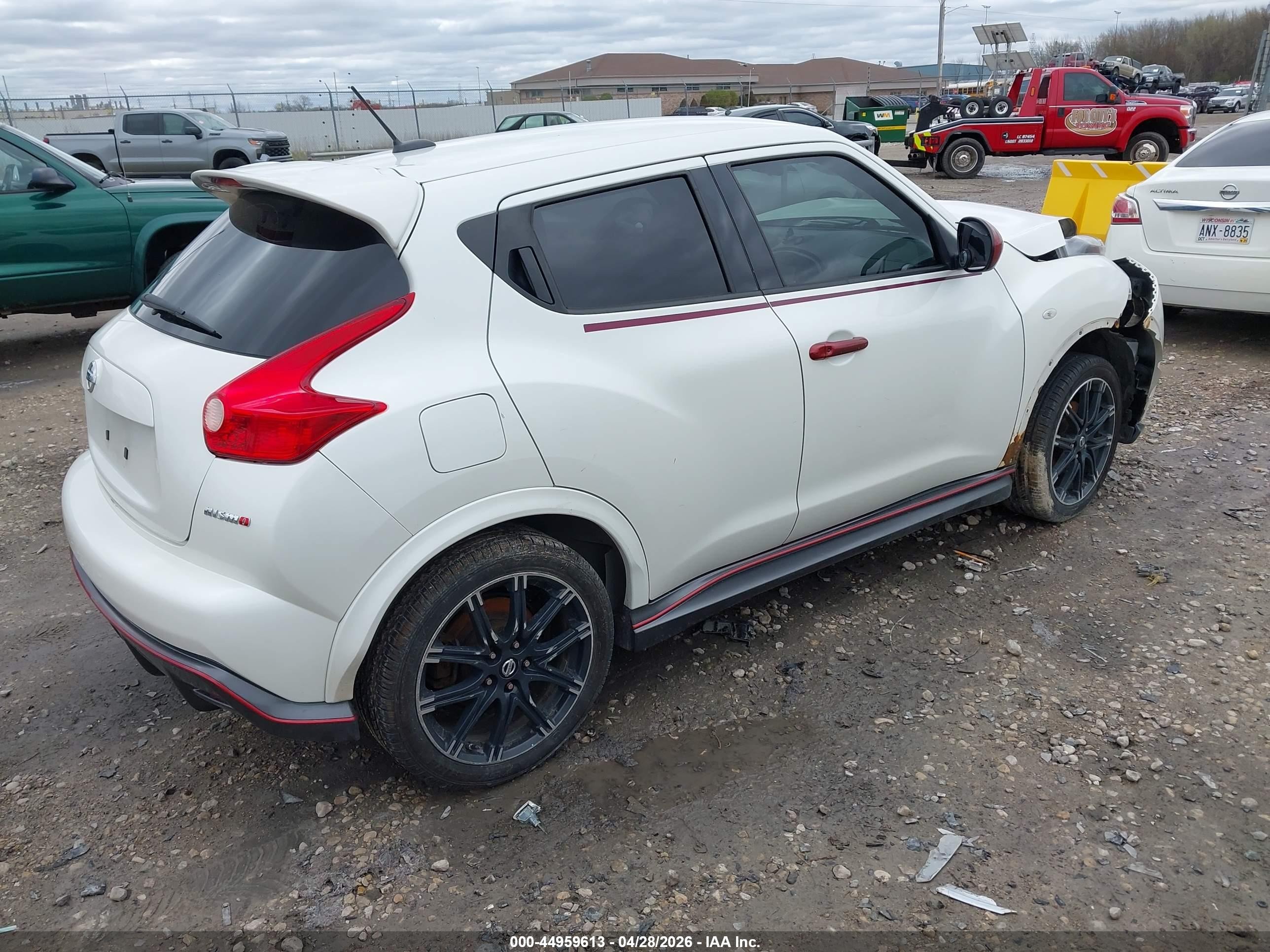 2014 Nissan Juke Nismo White vin: JN8AF5MV7ET365159