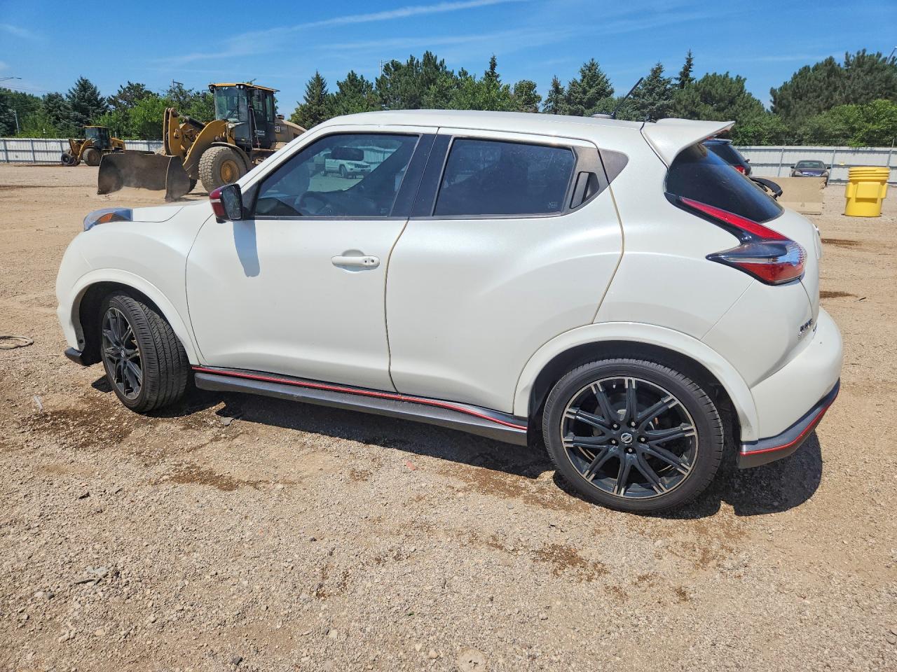 2015 Nissan Juke S White vin: JN8AF5MV7FT563919