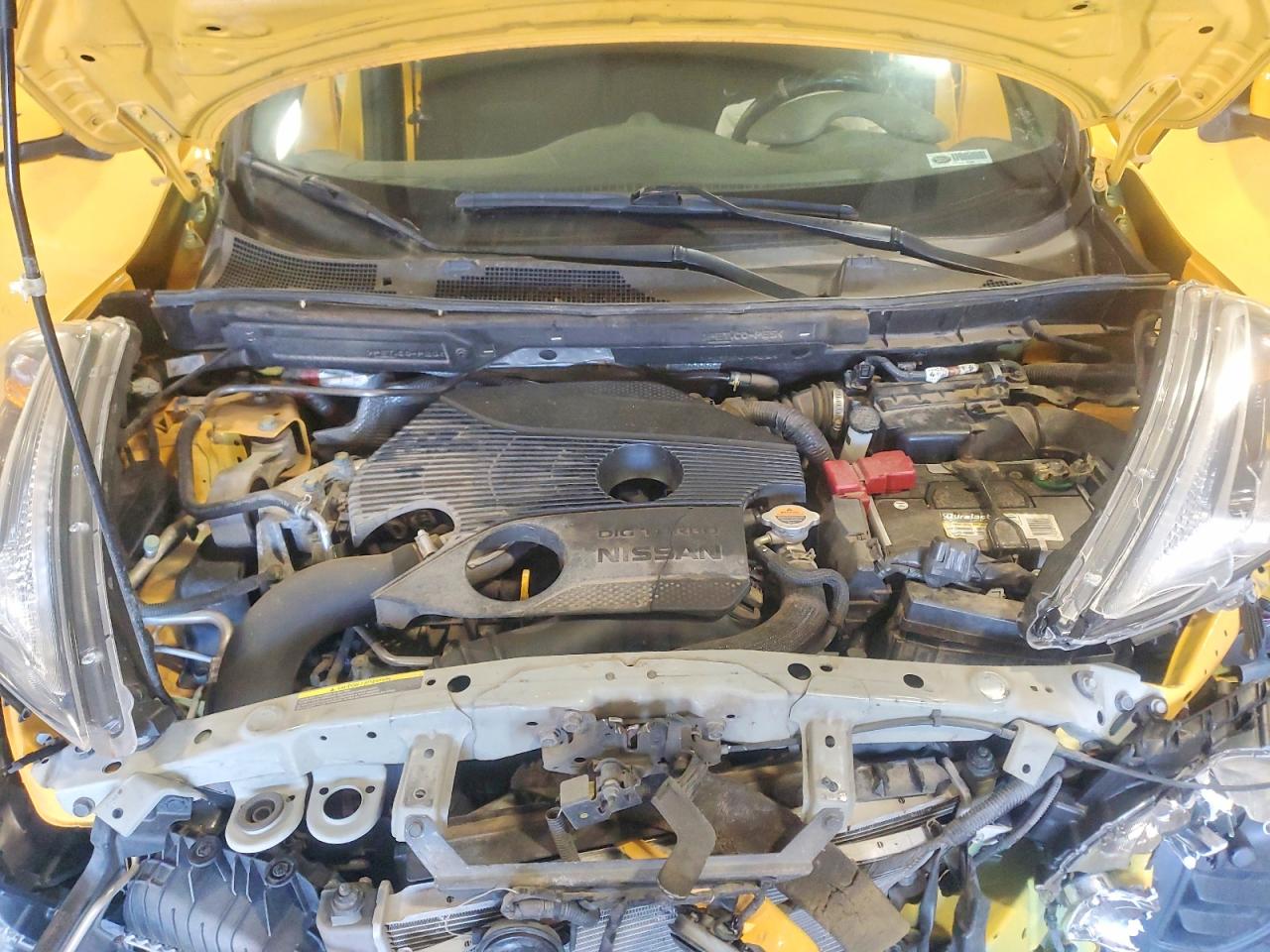 2015 Nissan Juke Sv Yellow vin: JN8AF5MV7FT564049
