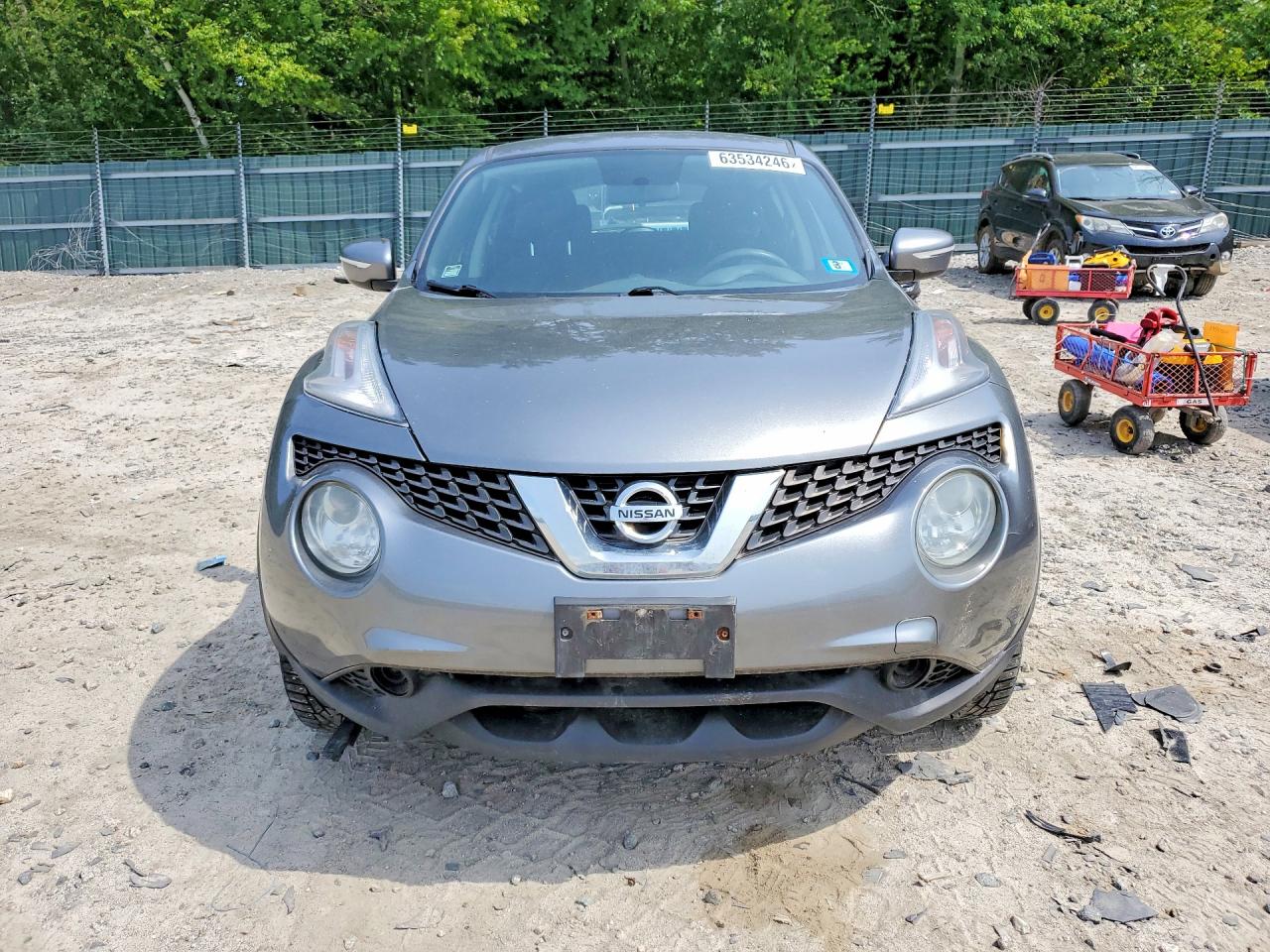 2015 Nissan Juke S Gray vin: JN8AF5MV7FT564651