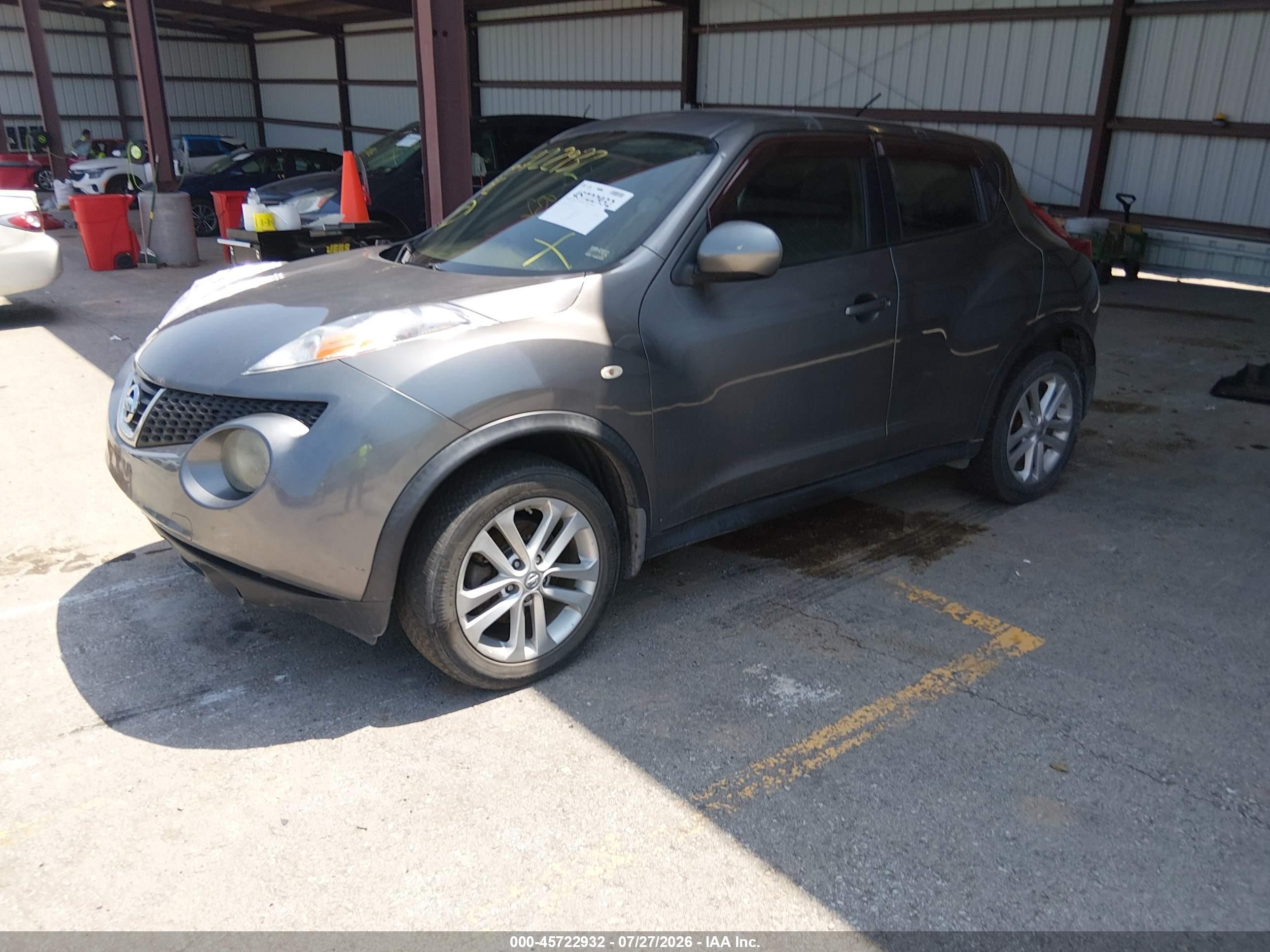 2011 Nissan Juke S Gray vin: JN8AF5MV8BT008133