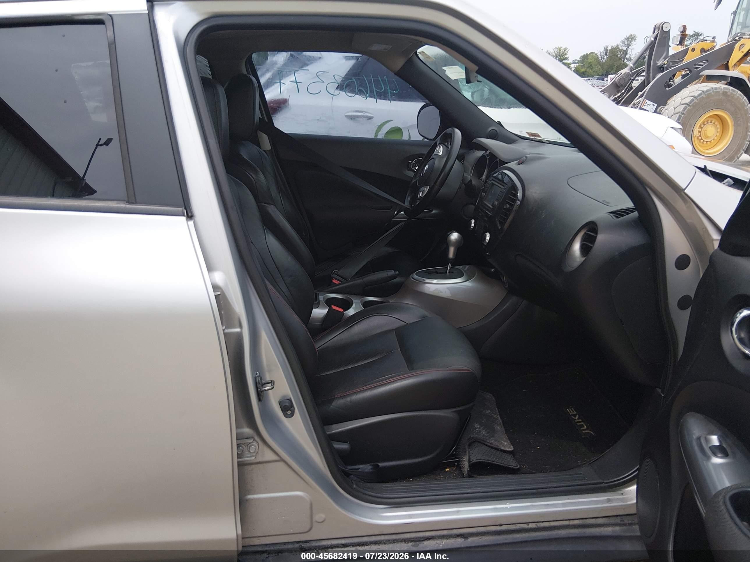 2011 Nissan Juke Sl Silver vin: JN8AF5MV8BT015955