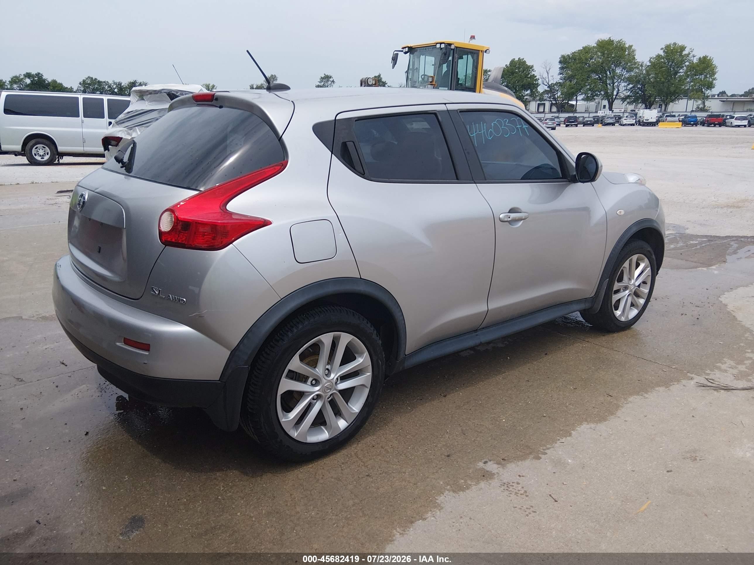 2011 Nissan Juke Sl Silver vin: JN8AF5MV8BT015955