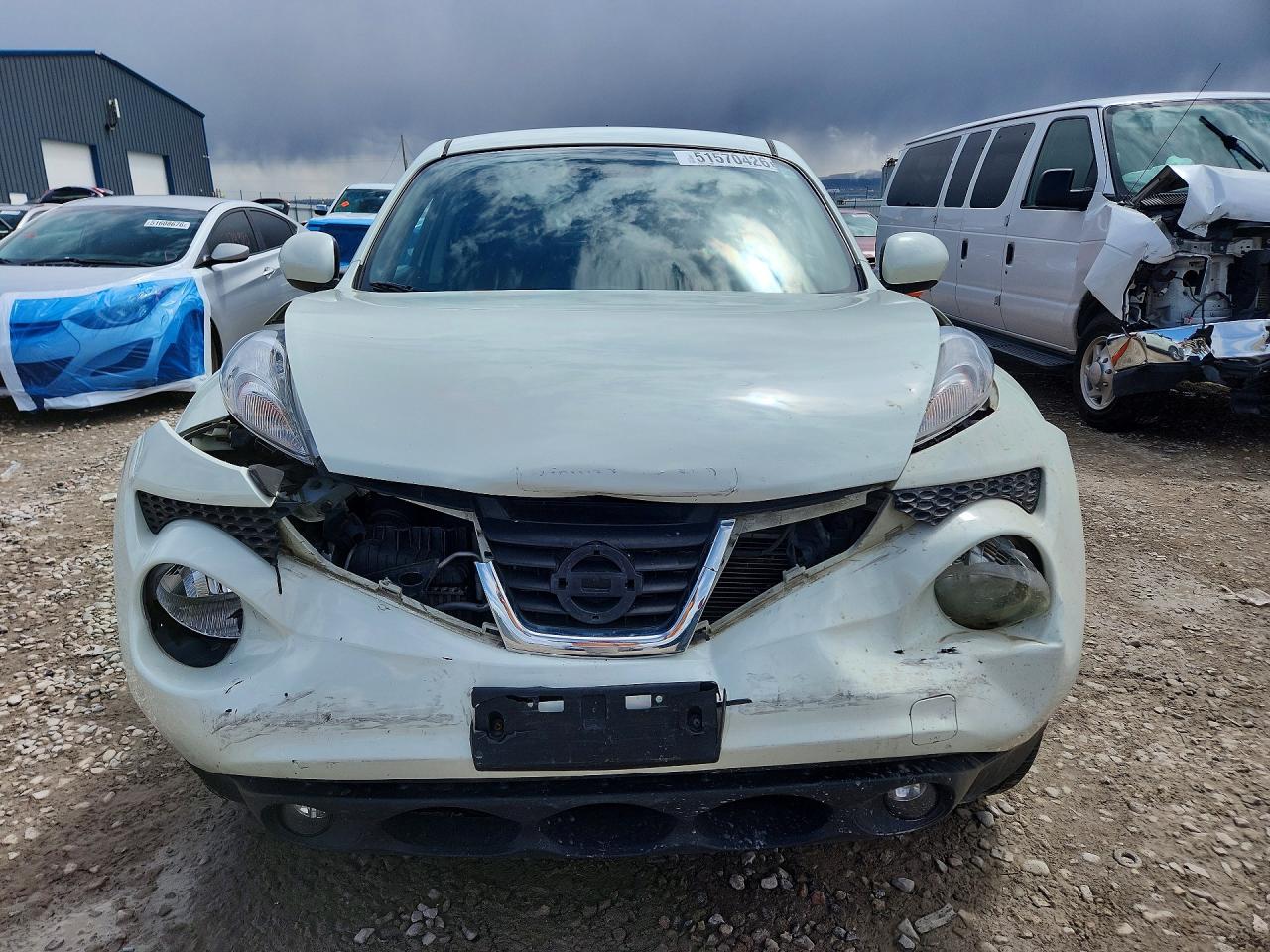 2011 Nissan Juke S Белый vin: JN8AF5MV8BT018869