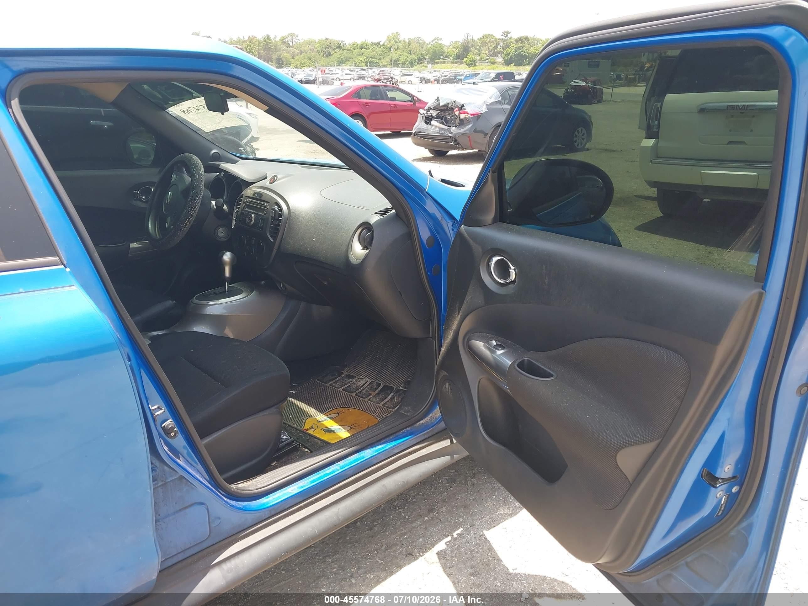 2011 Nissan Juke S Синий vin: JN8AF5MV8BT026163