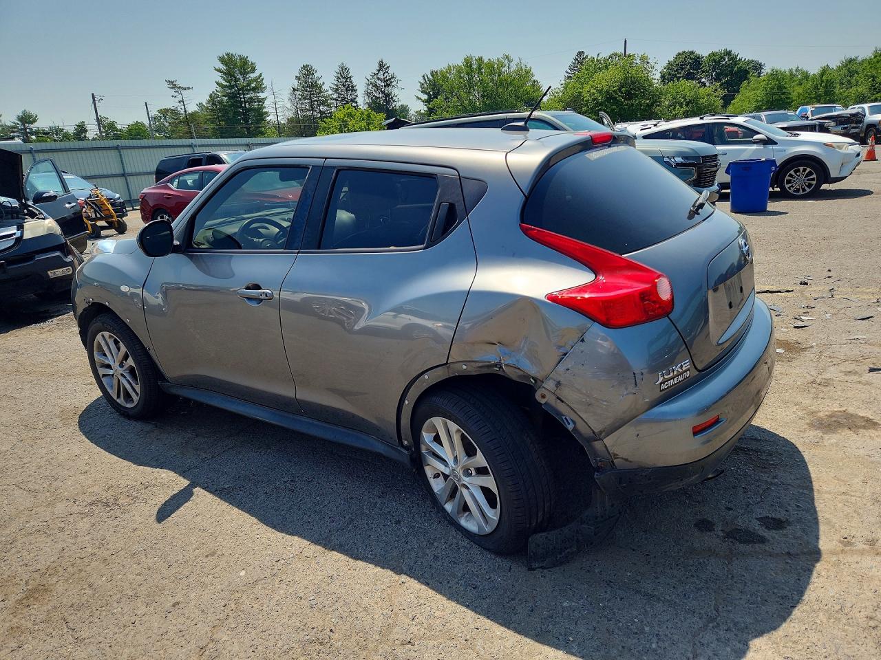 2012 Nissan Juke S Gray vin: JN8AF5MV8CT106631