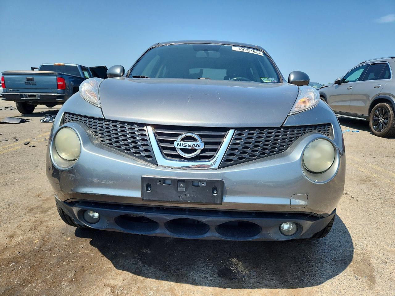 2012 Nissan Juke S Gray vin: JN8AF5MV8CT106631