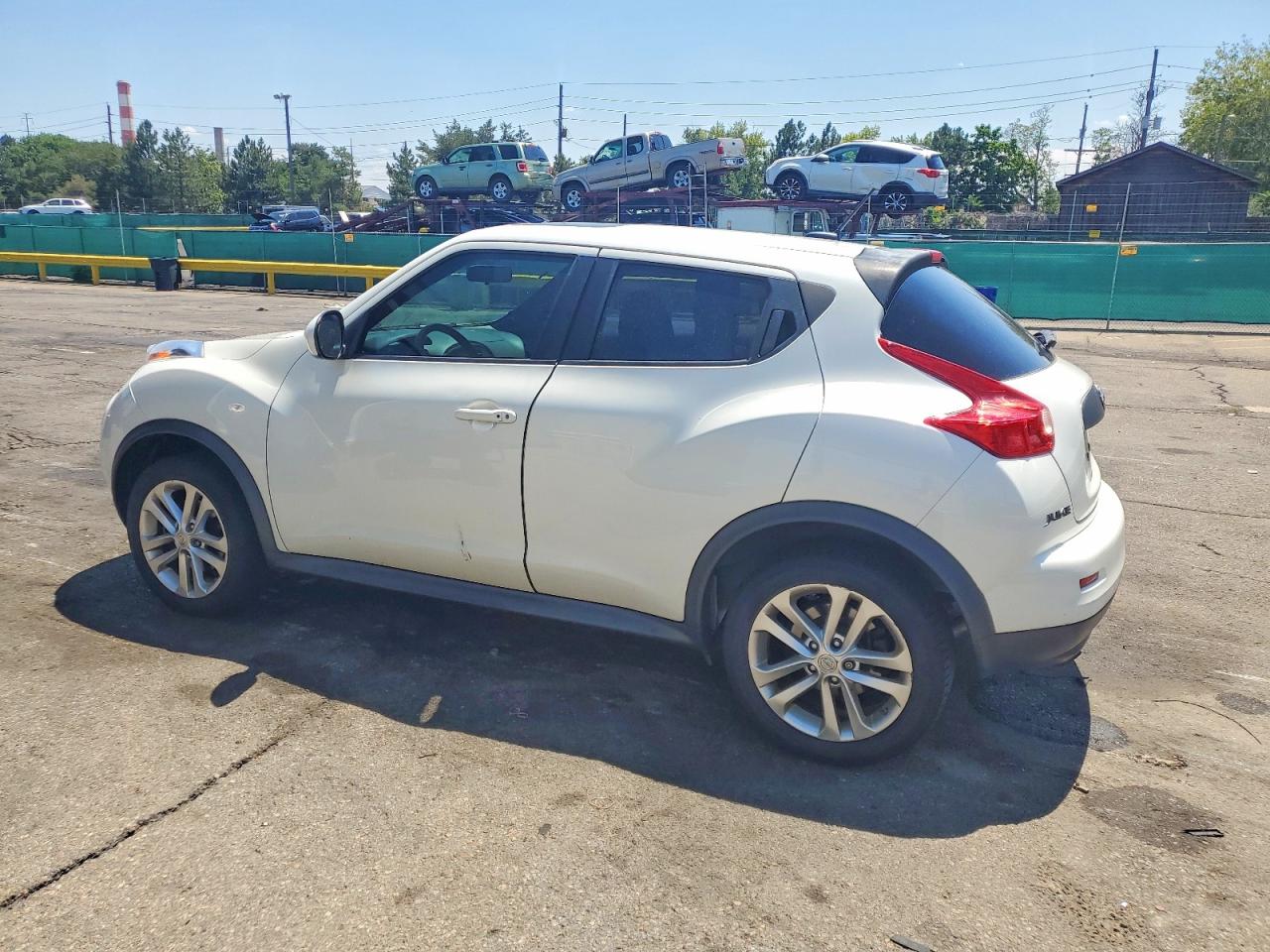 2013 Nissan Juke S White vin: JN8AF5MV8DT207587