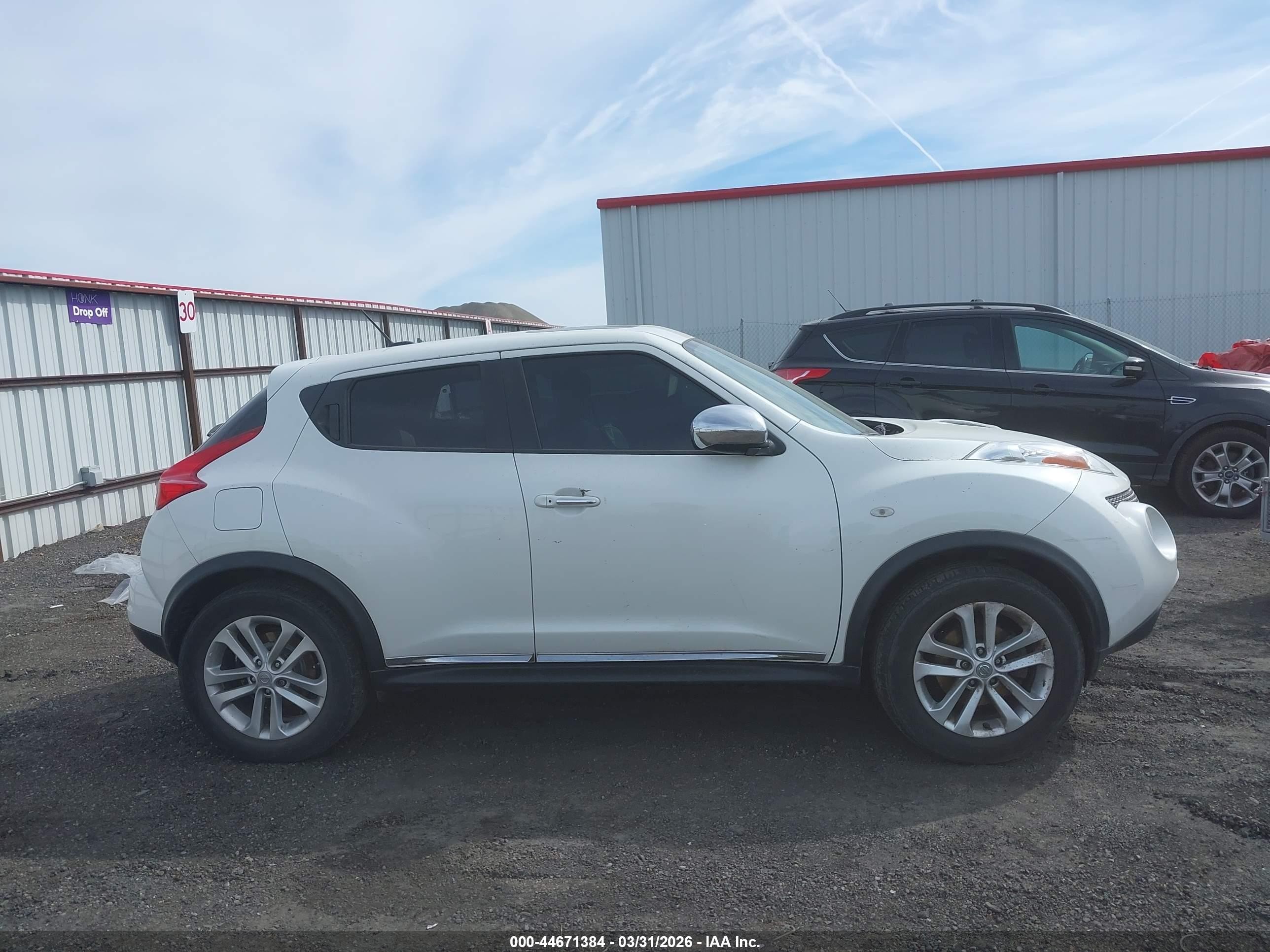 2013 Nissan Juke Sl Белый vin: JN8AF5MV8DT226639