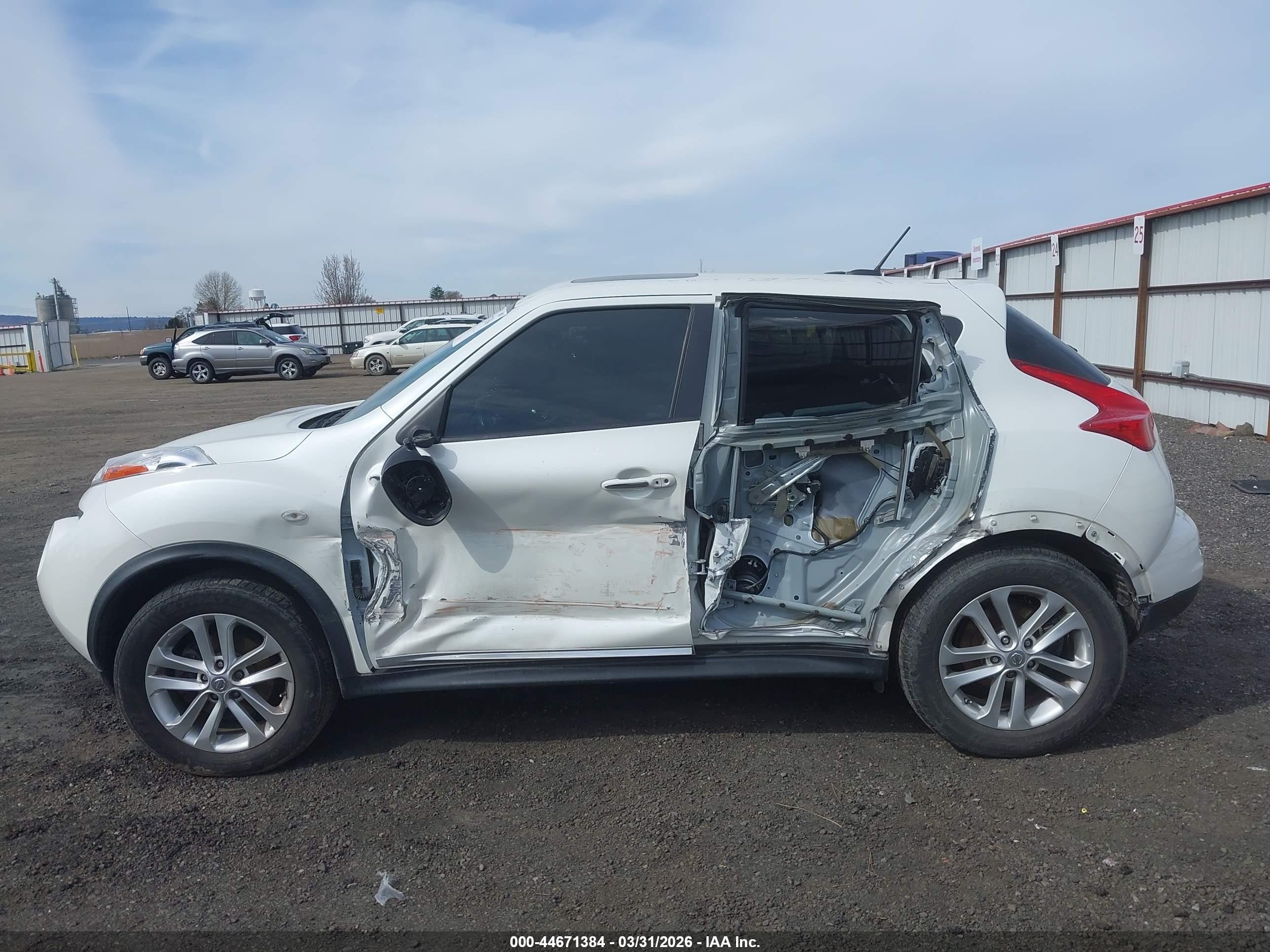 2013 Nissan Juke Sl Белый vin: JN8AF5MV8DT226639