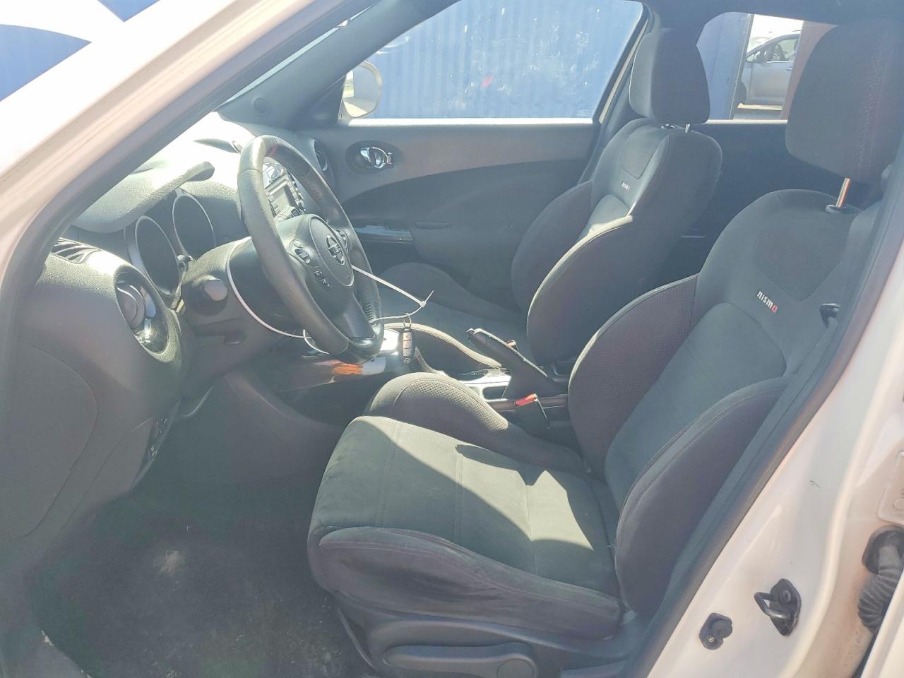 2013 Nissan Juke S White vin: JN8AF5MV8DT228407