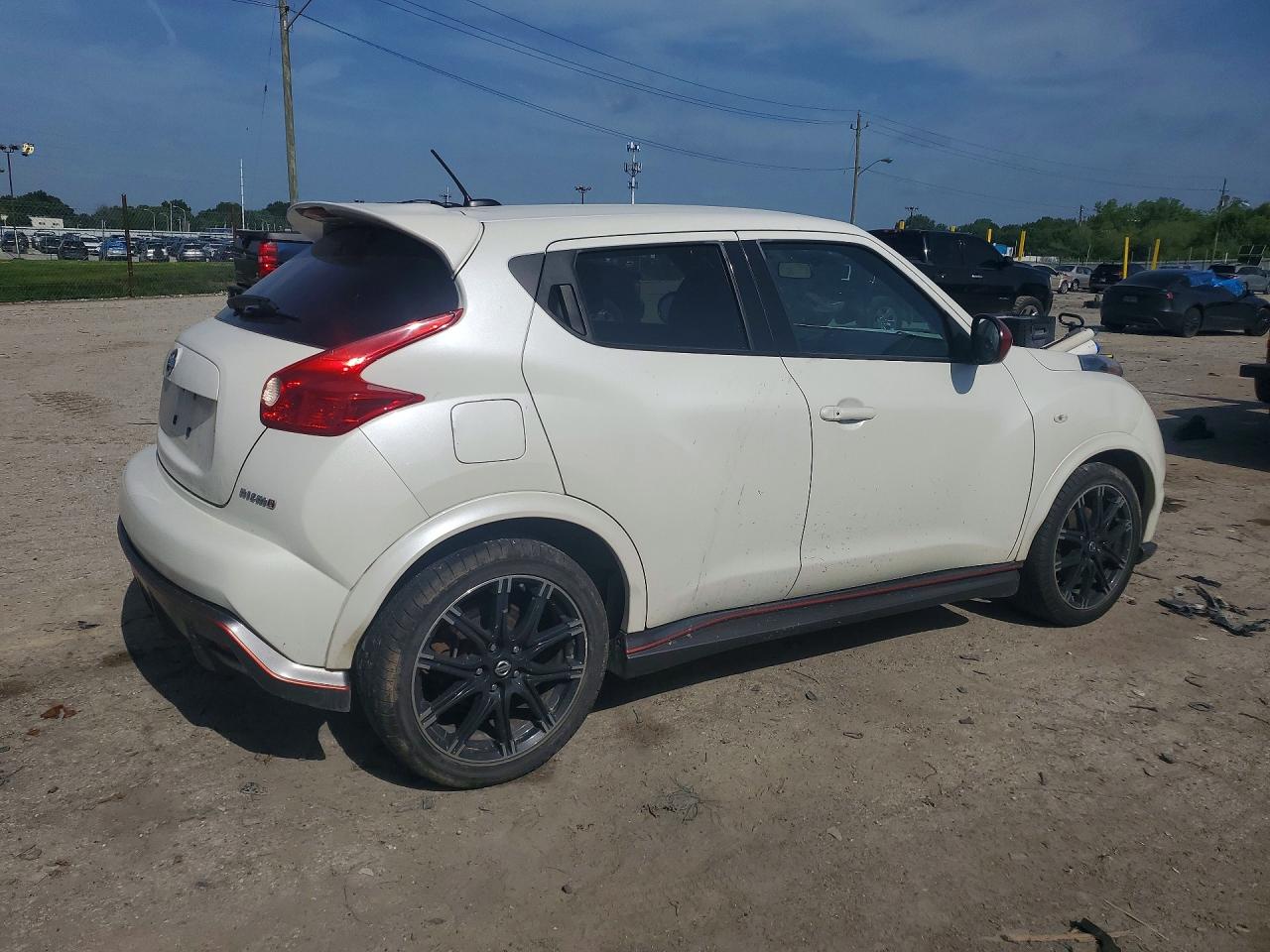 2013 Nissan Juke S White vin: JN8AF5MV8DT228407