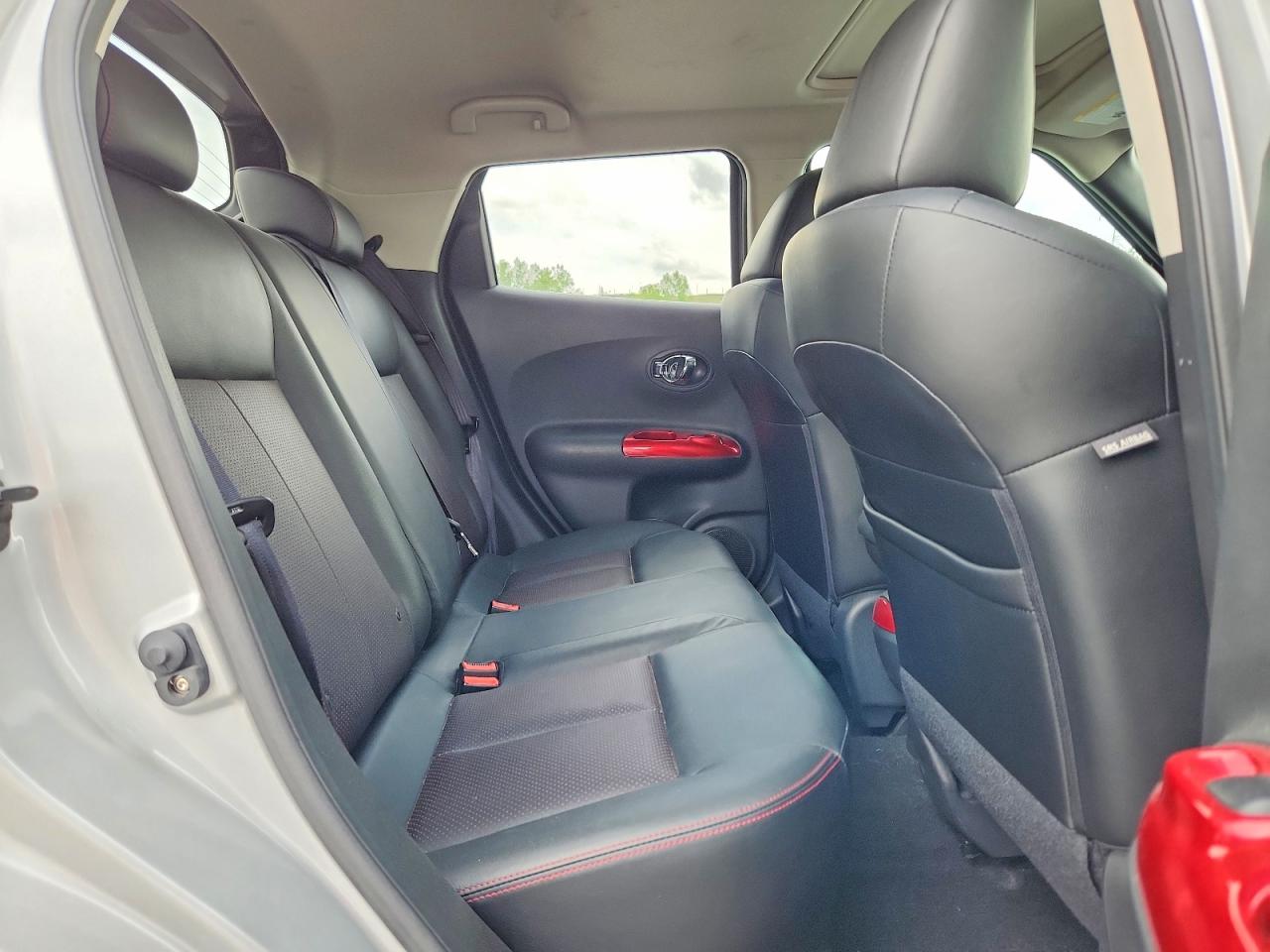 2014 Nissan Juke Sl Silver vin: JN8AF5MV8ET356633