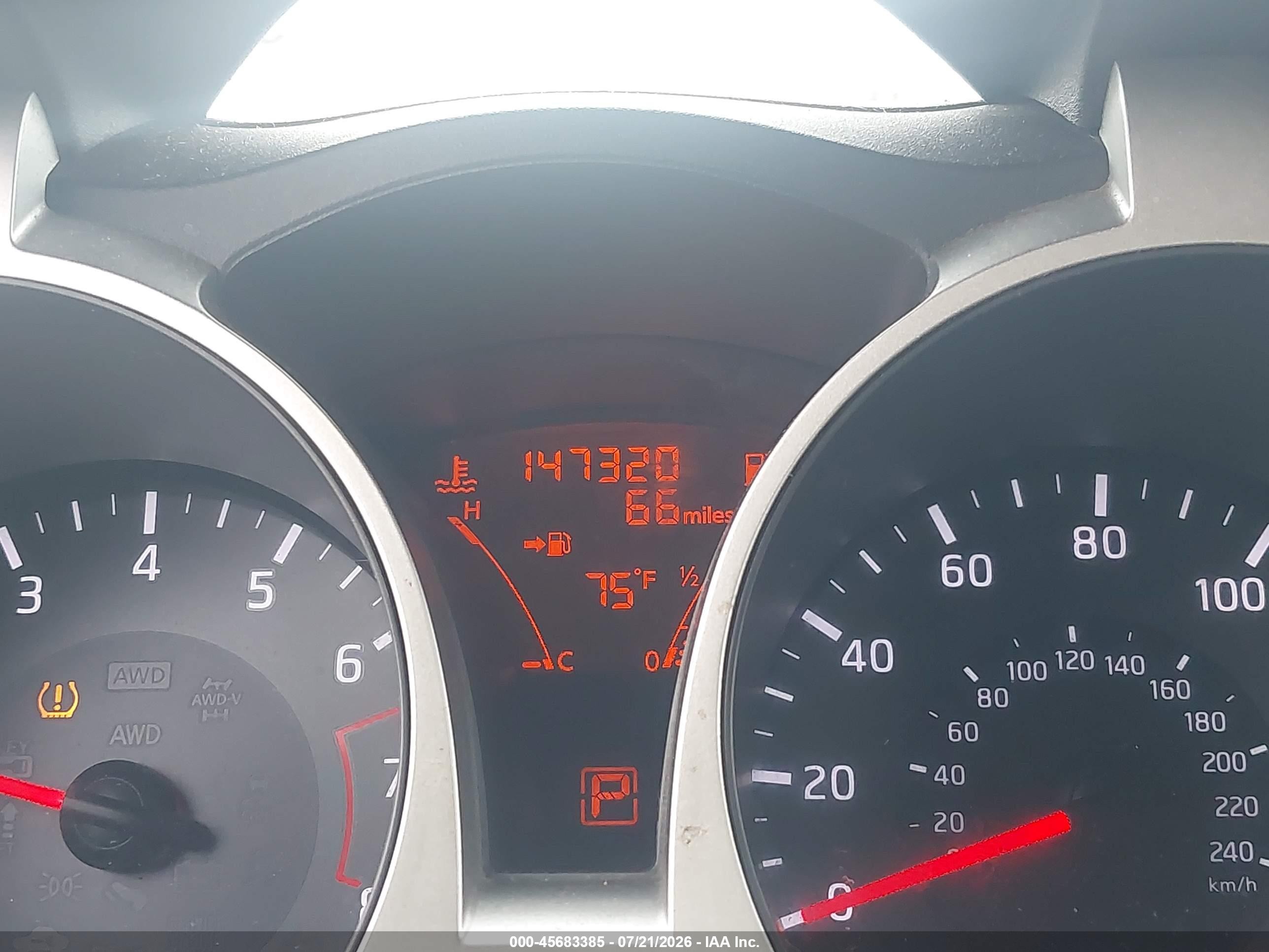 2015 Nissan Juke Sv Yellow vin: JN8AF5MV8FT555165