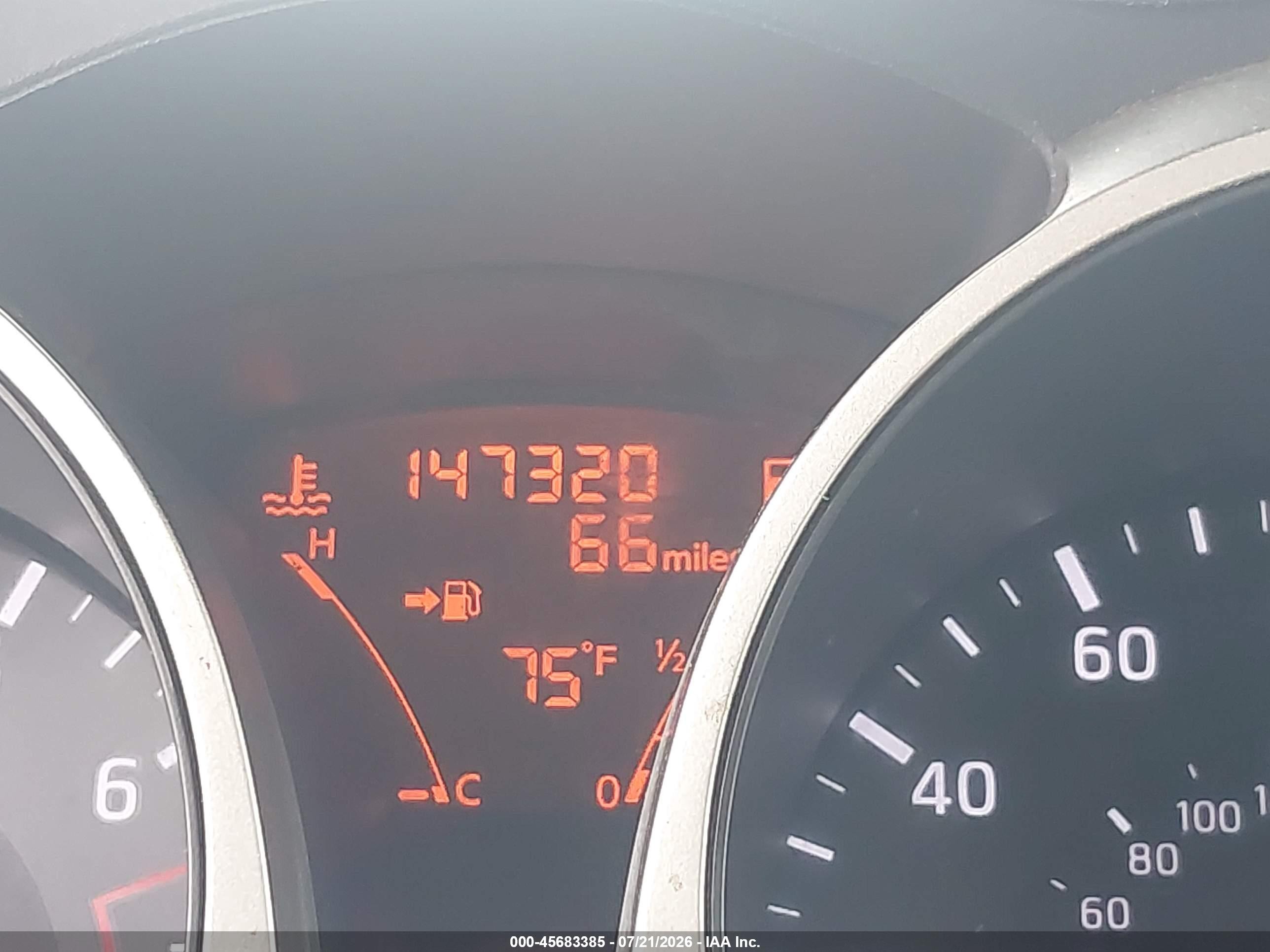 2015 Nissan Juke Sv Yellow vin: JN8AF5MV8FT555165