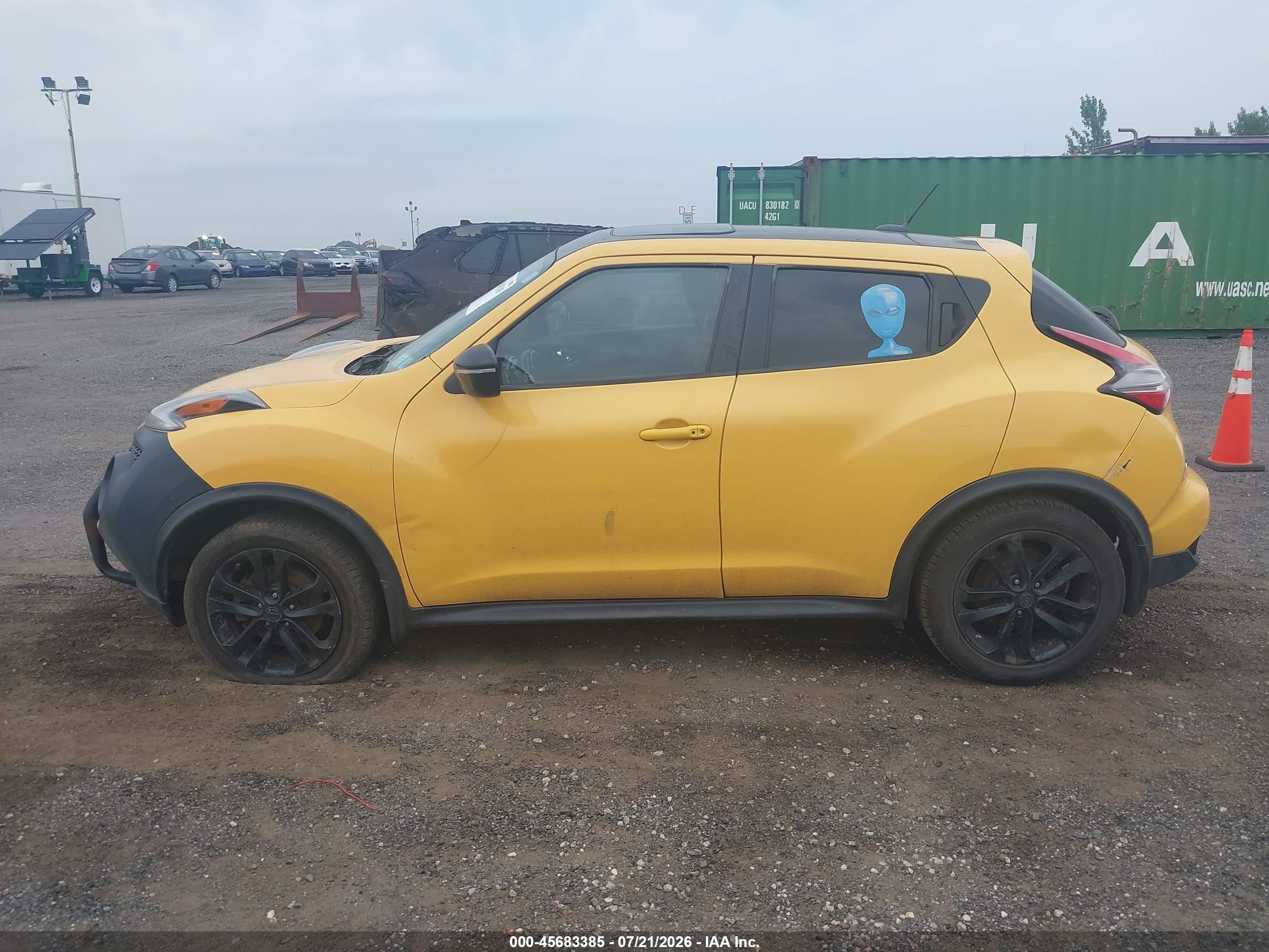 2015 Nissan Juke Sv Yellow vin: JN8AF5MV8FT555165