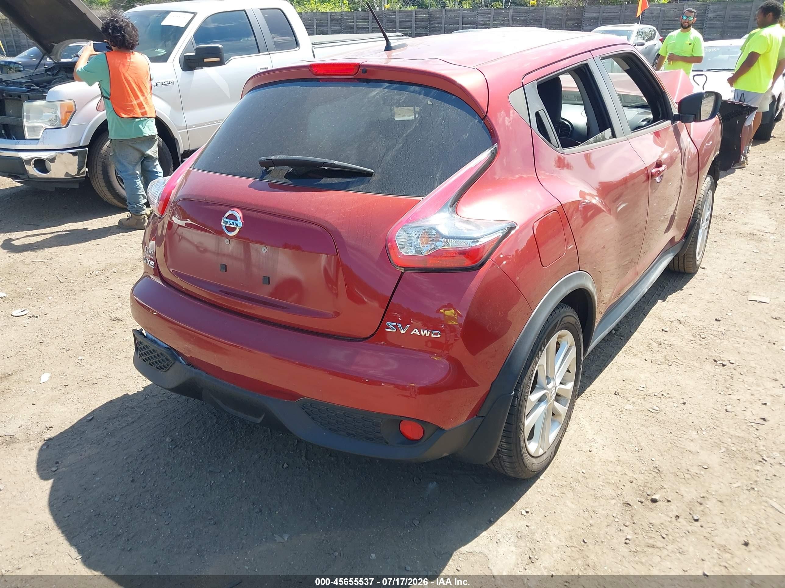 2015 Nissan Juke Sv Red vin: JN8AF5MV8FT557014