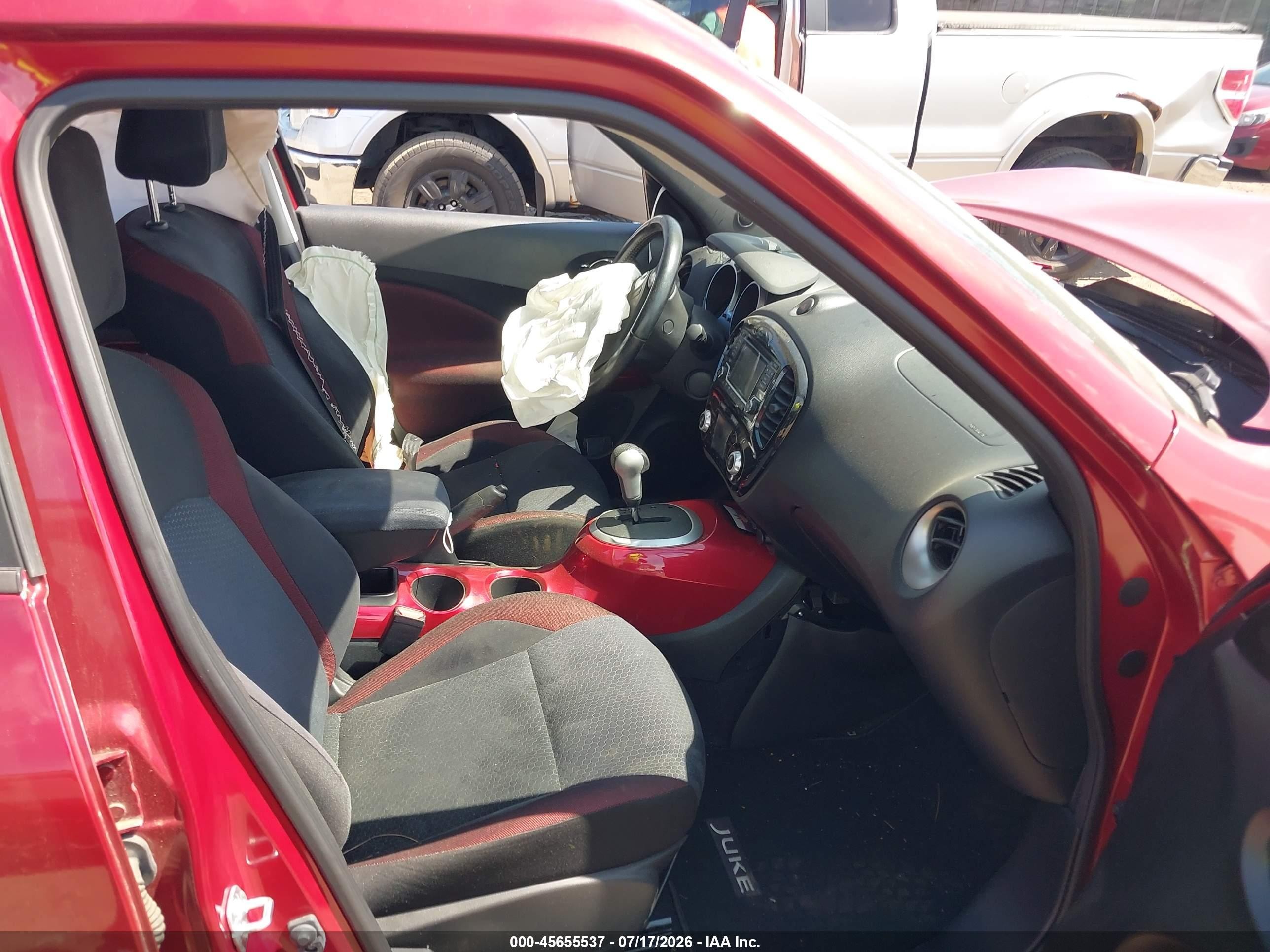 2015 Nissan Juke Sv Red vin: JN8AF5MV8FT557014