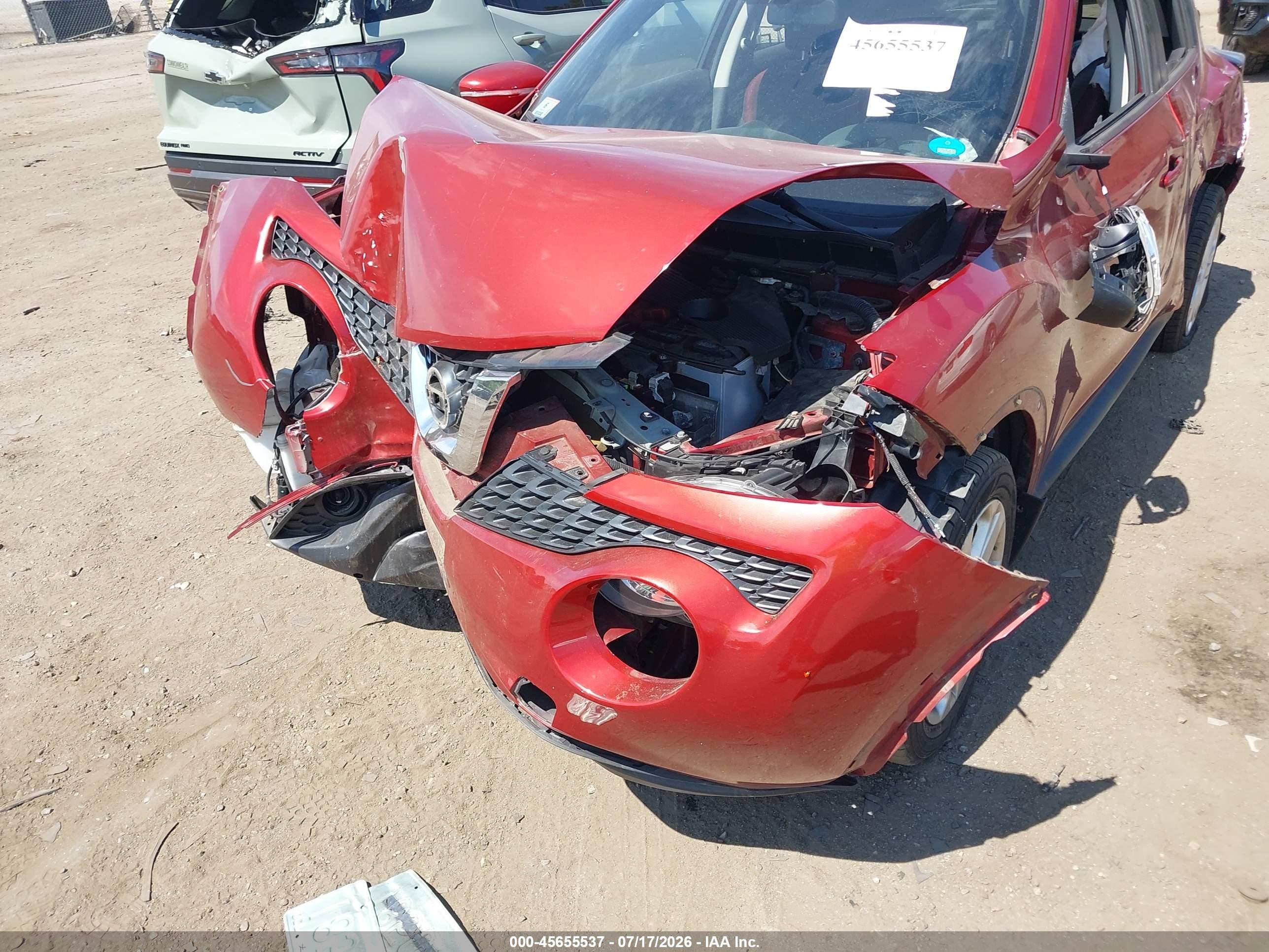 2015 Nissan Juke Sv Red vin: JN8AF5MV8FT557014