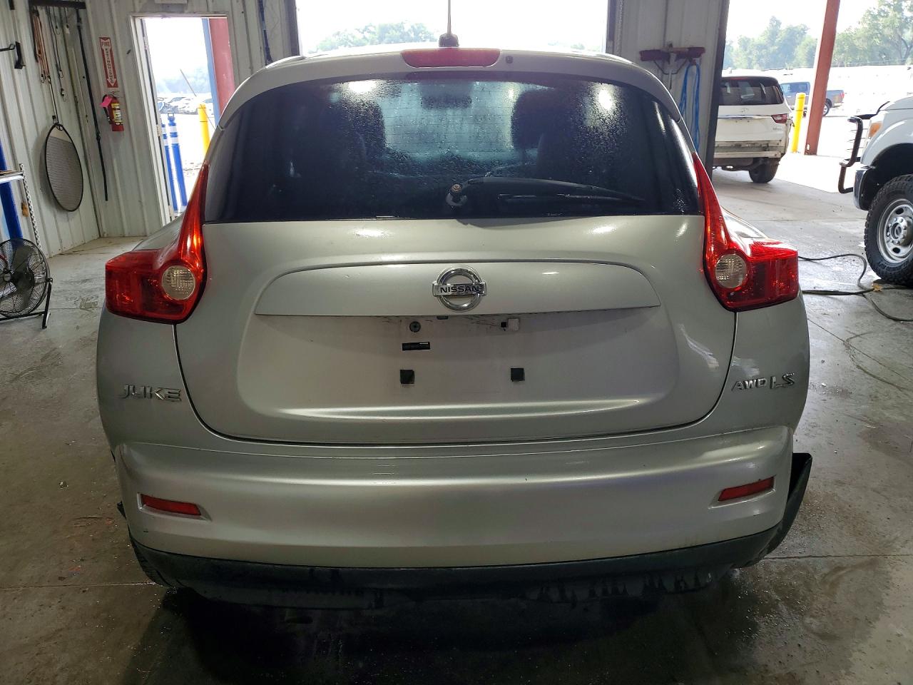 2011 Nissan Juke S Silver vin: JN8AF5MV9BT020209