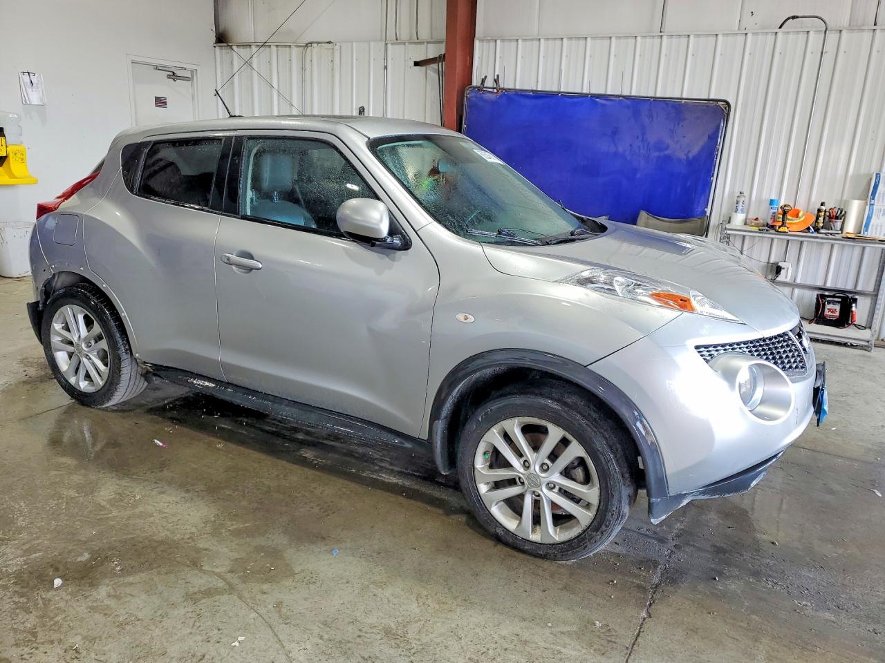 2011 Nissan Juke S Silver vin: JN8AF5MV9BT020209