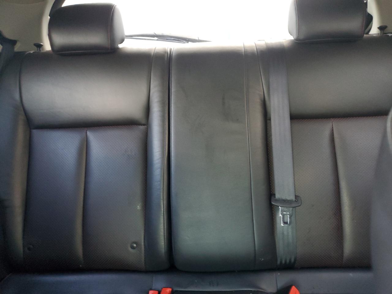 2011 Nissan Juke S Белый vin: JN8AF5MV9BT021876