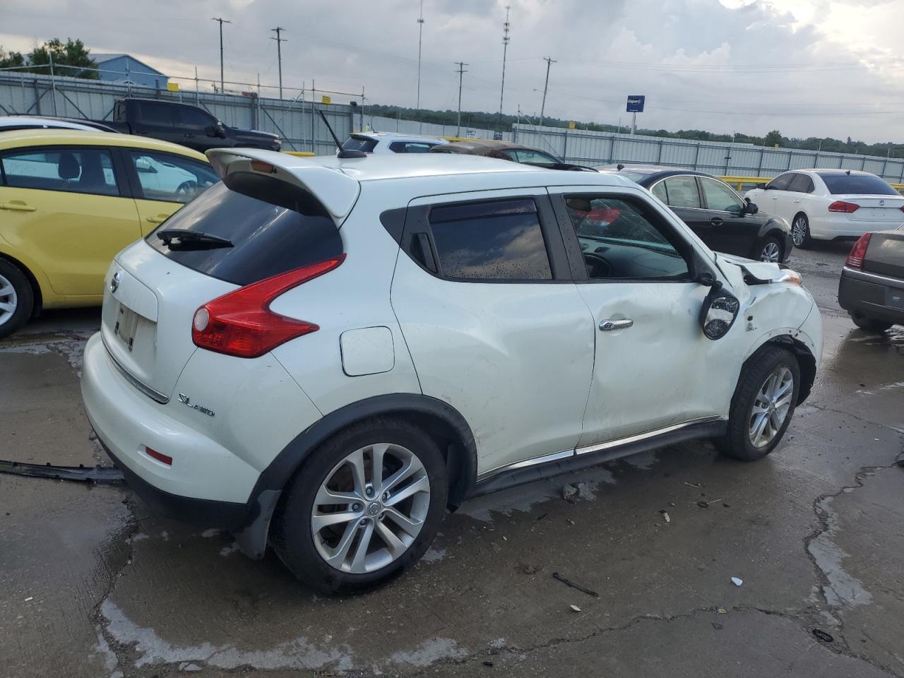 2011 Nissan Juke S Белый vin: JN8AF5MV9BT021876
