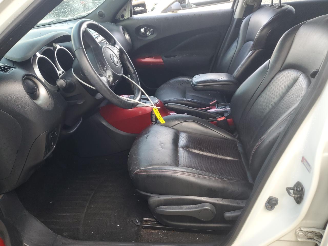 2011 Nissan Juke S Белый vin: JN8AF5MV9BT021876