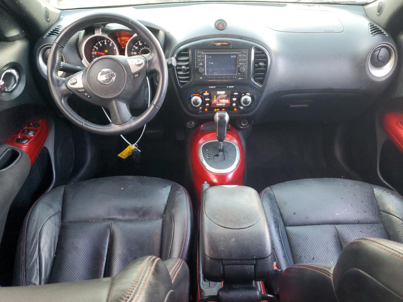 2011 Nissan Juke S Белый vin: JN8AF5MV9BT021876