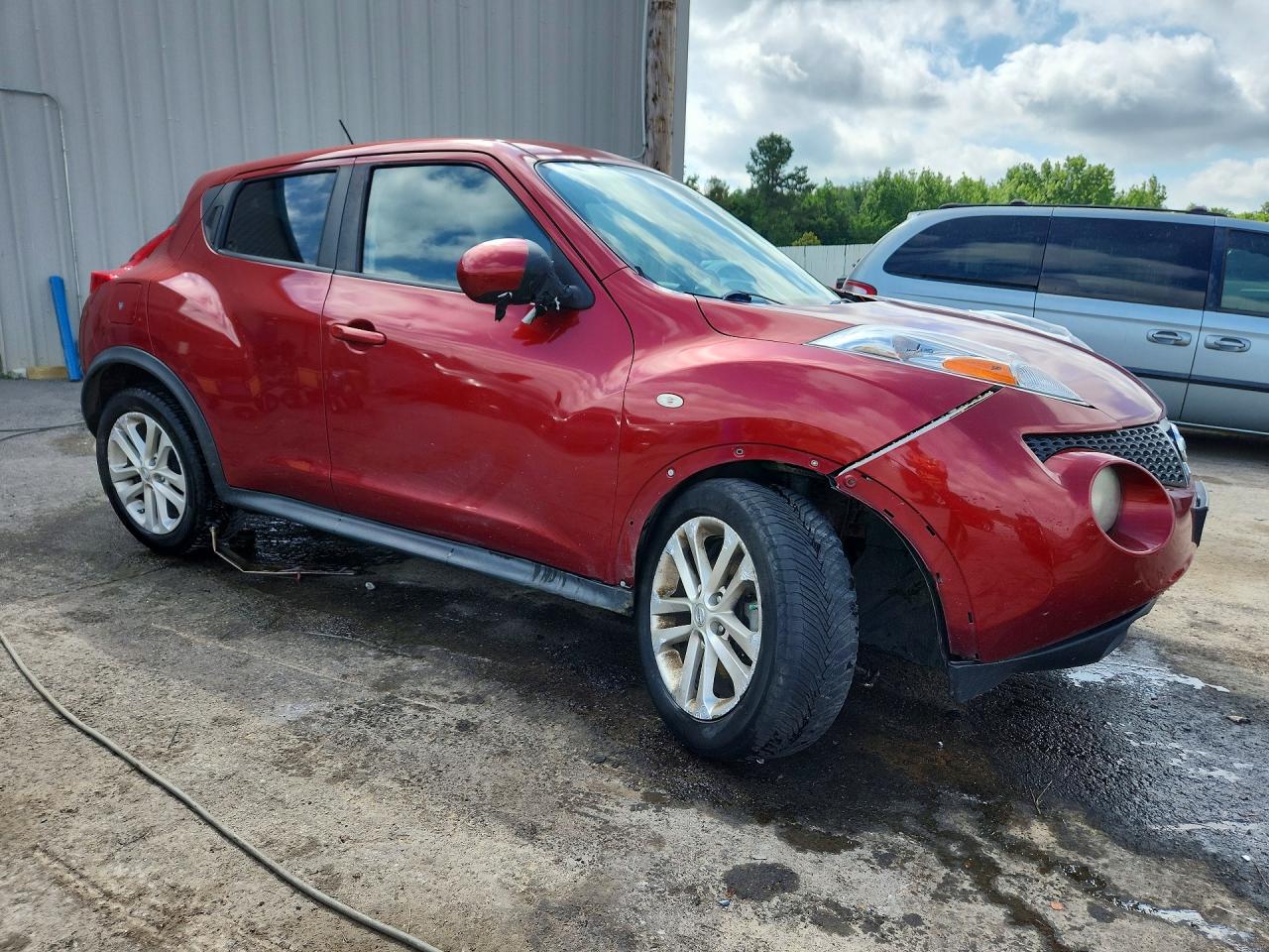 2012 Nissan Juke S Красный vin: JN8AF5MV9CT105293