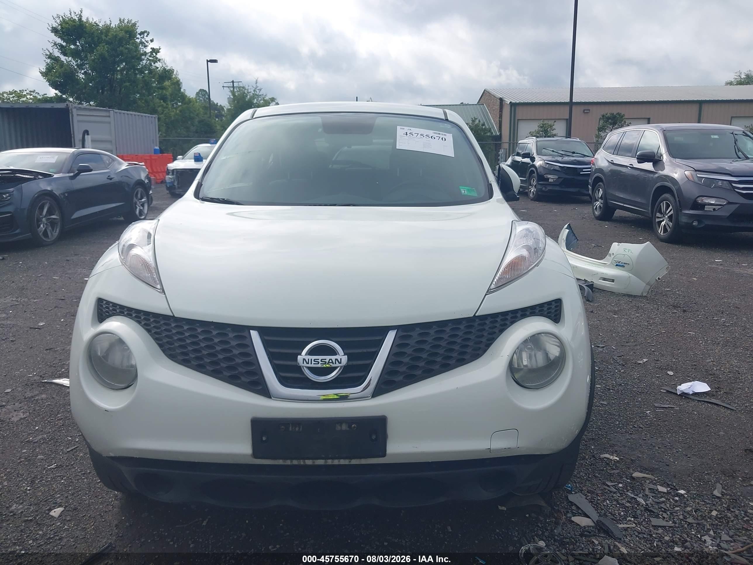 2012 Nissan Juke Sv Белый vin: JN8AF5MV9CT121896