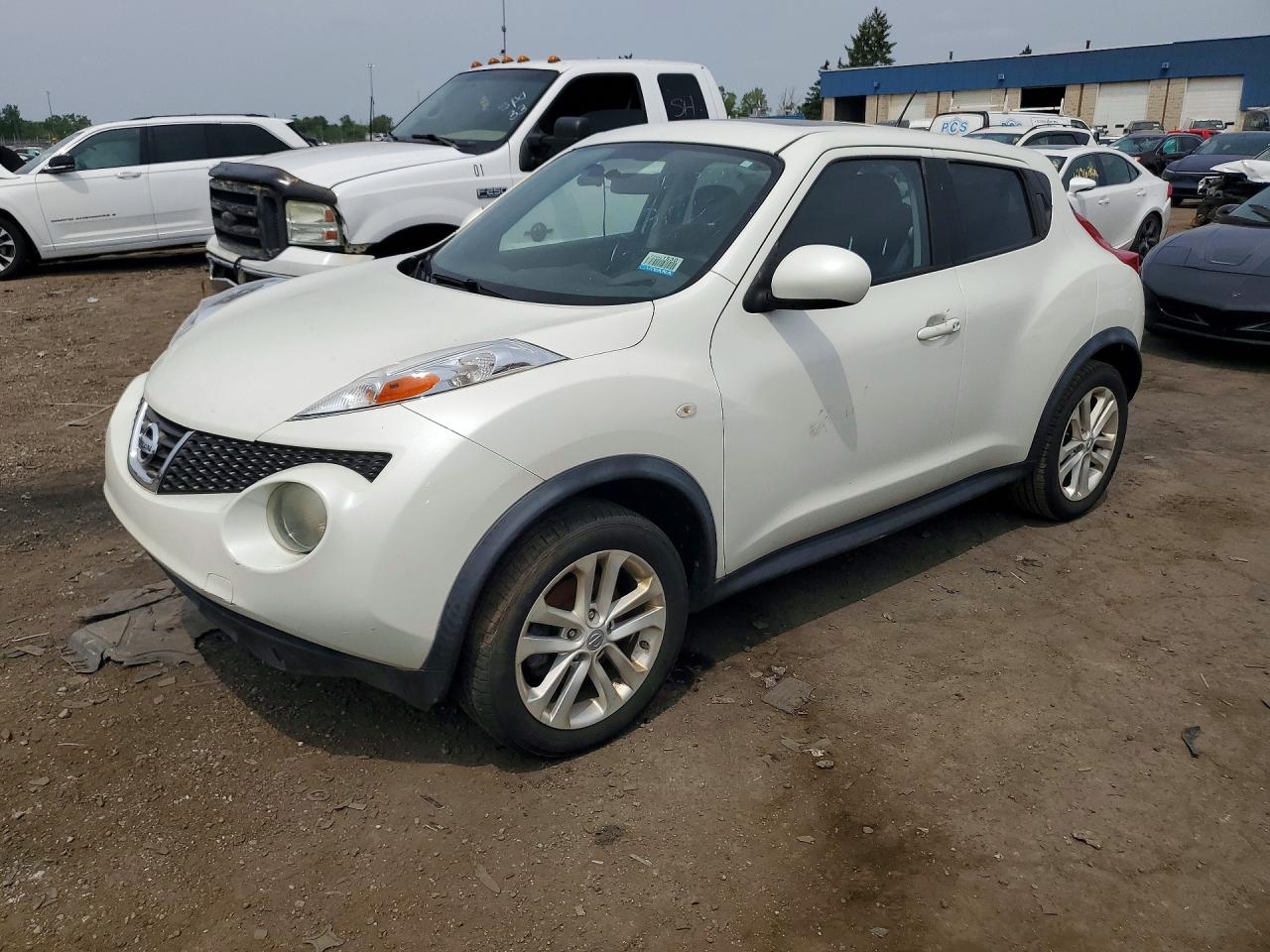 2013 Nissan Juke S White vin: JN8AF5MV9DT212457